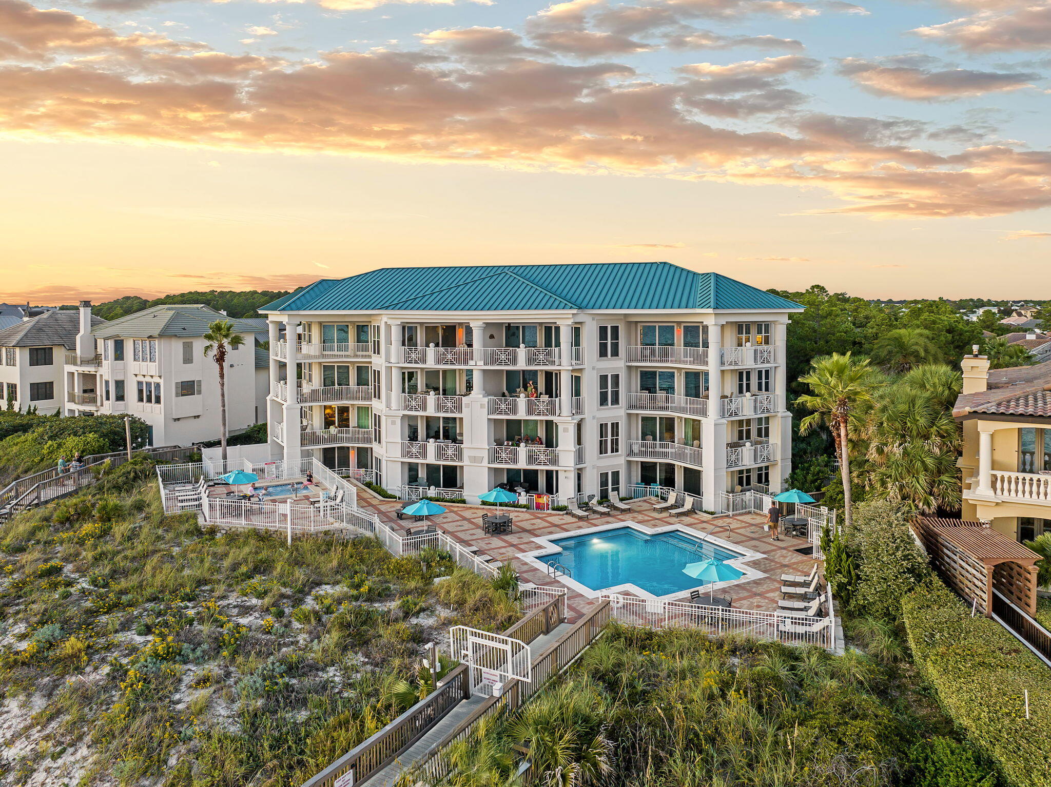 INN AT BLUE MOUNTAIN BEACH - Residential