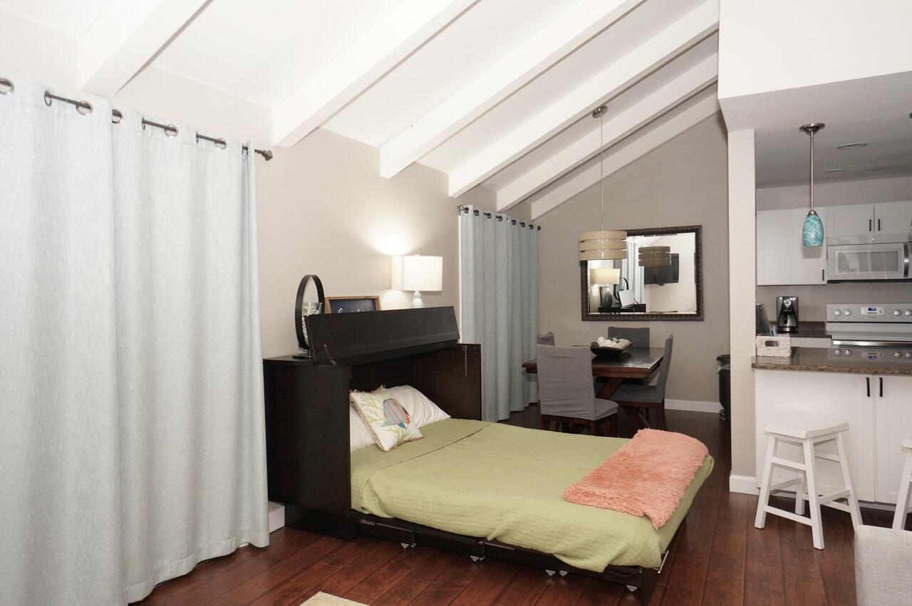 Seascape GARDEN VILLA OF SEASCAPE PH I CONDO - Residential