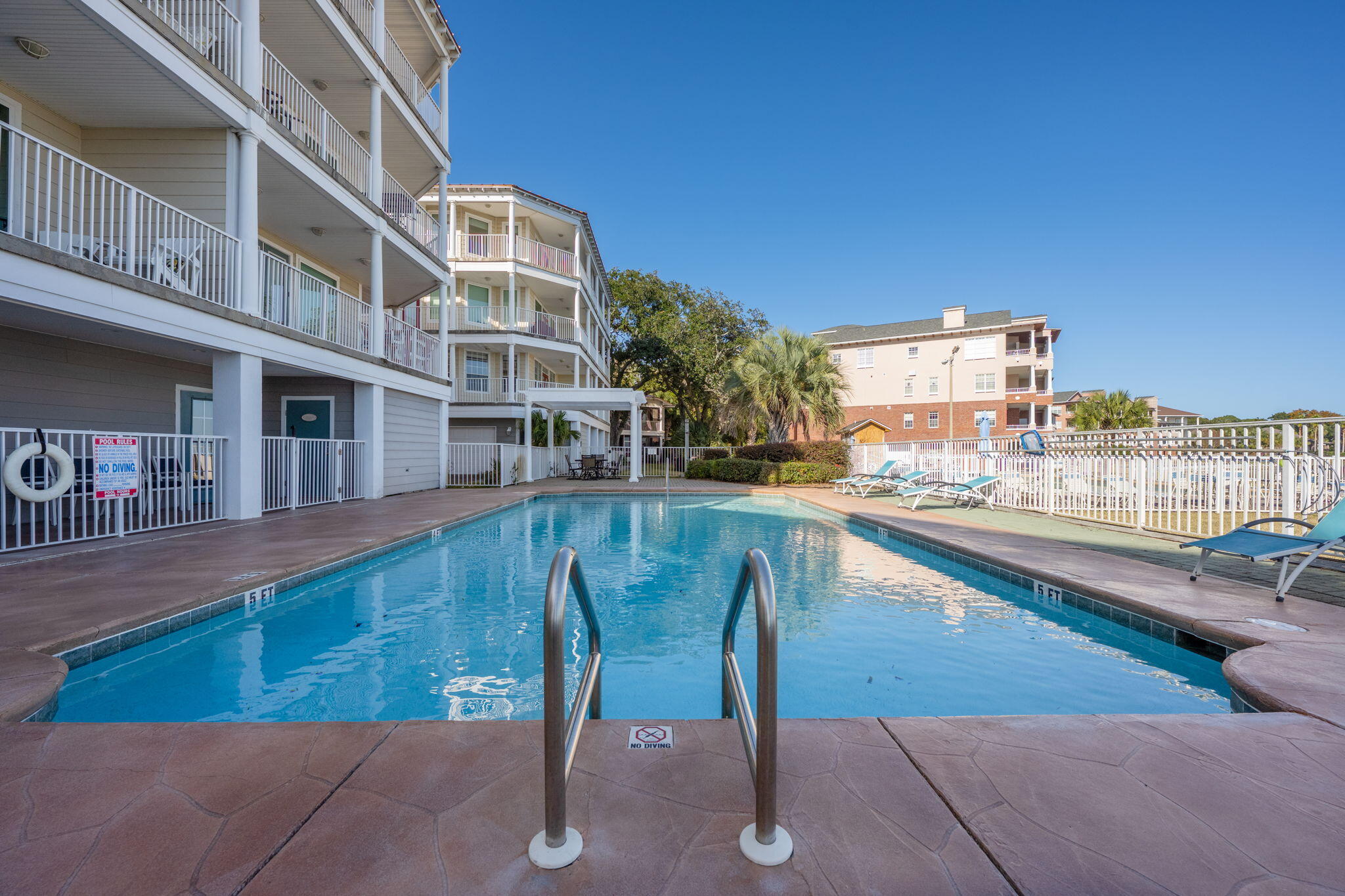 CAMP WALTON VILLAGE CONDO - Residential