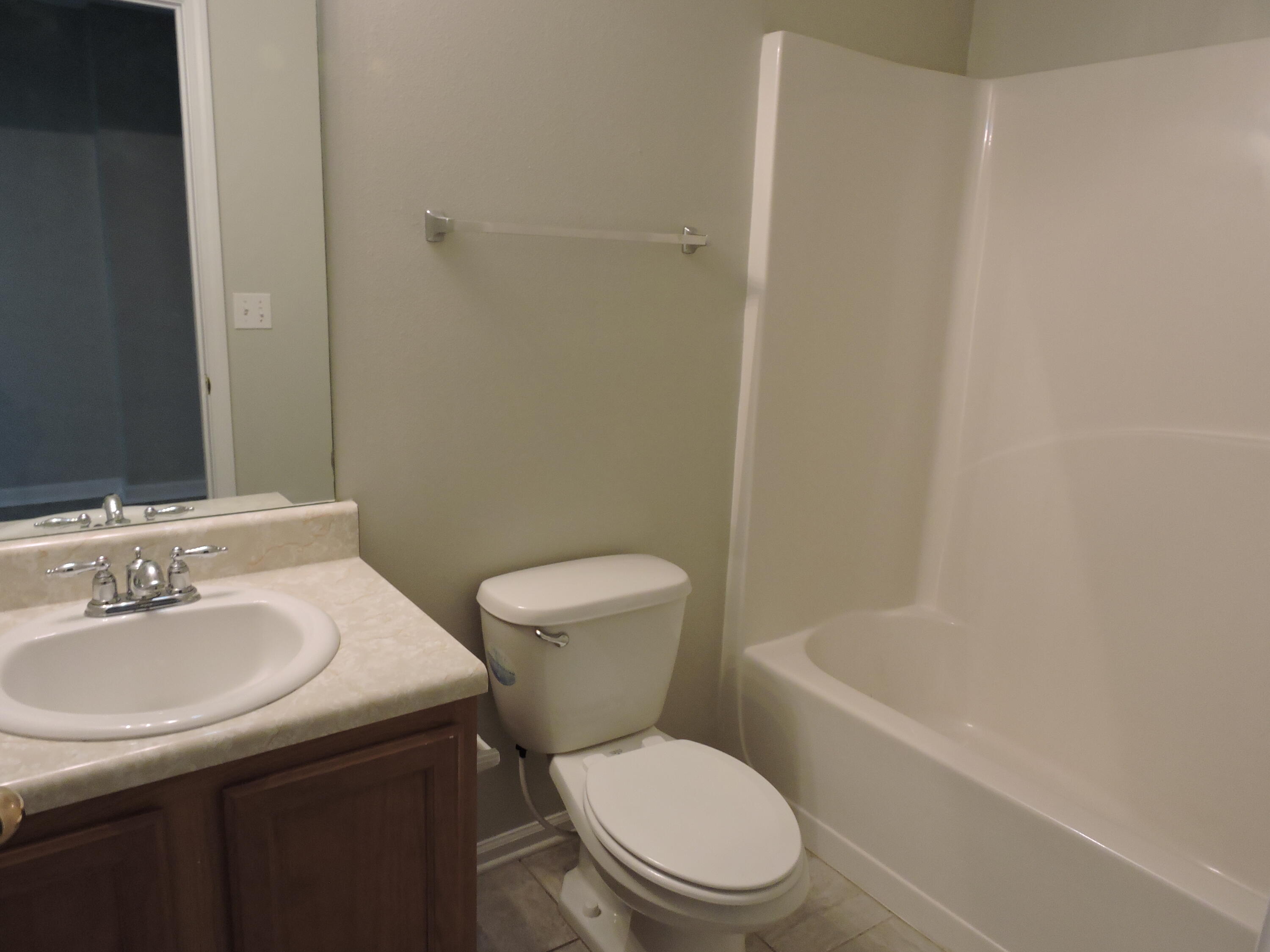 ROLLING PINES - Residential Lease