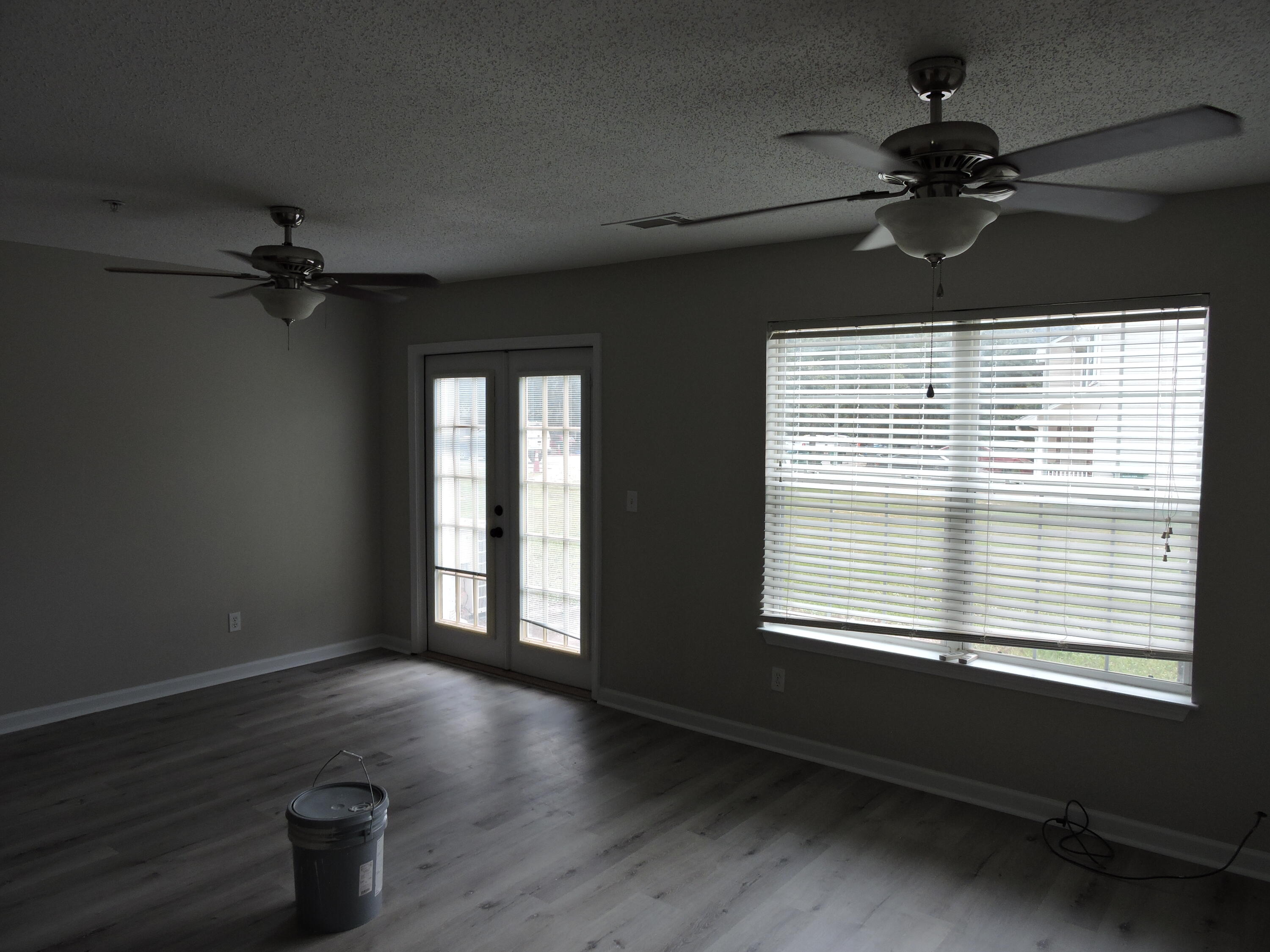 ROLLING PINES - Residential Lease