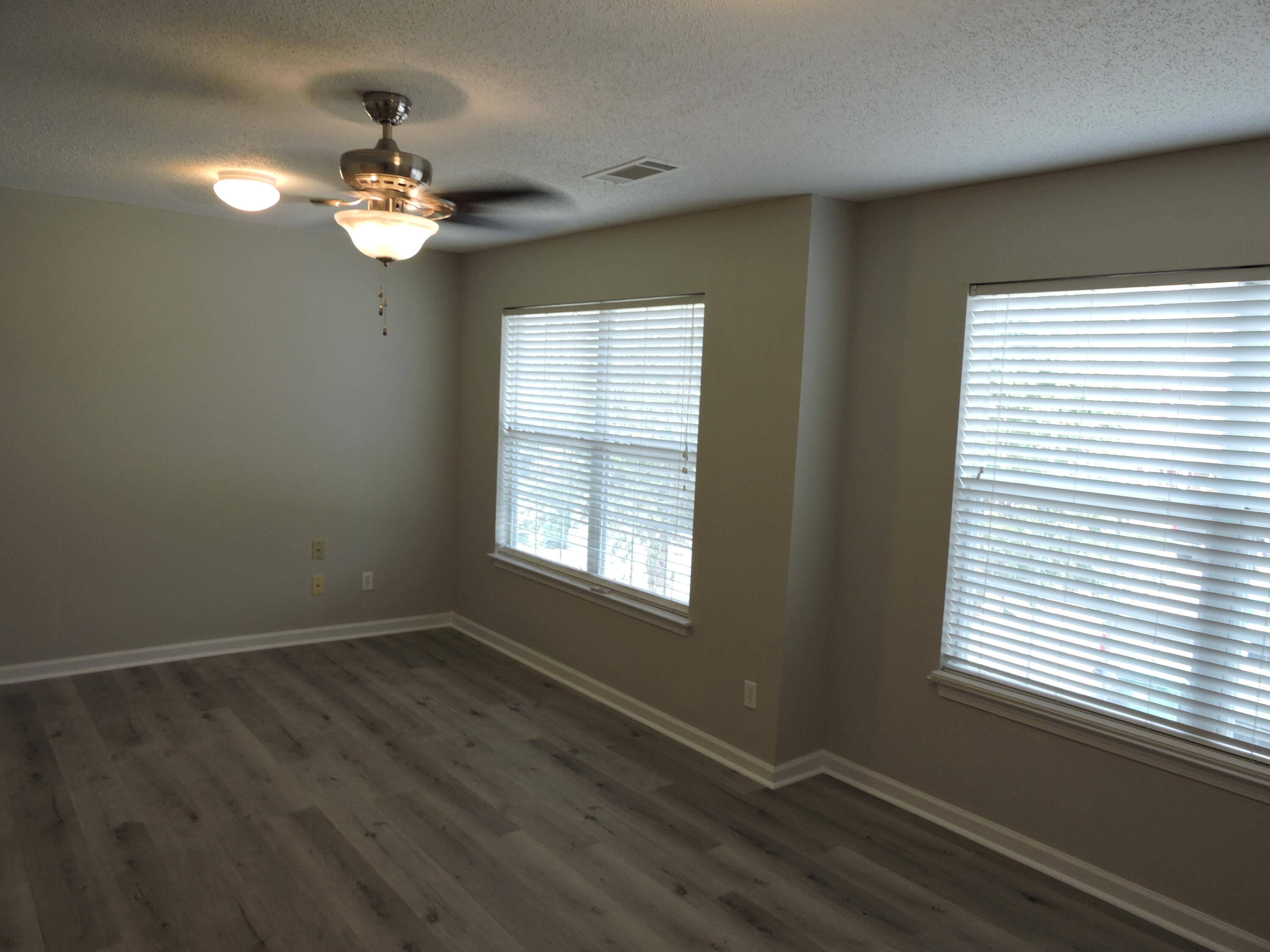 ROLLING PINES - Residential Lease