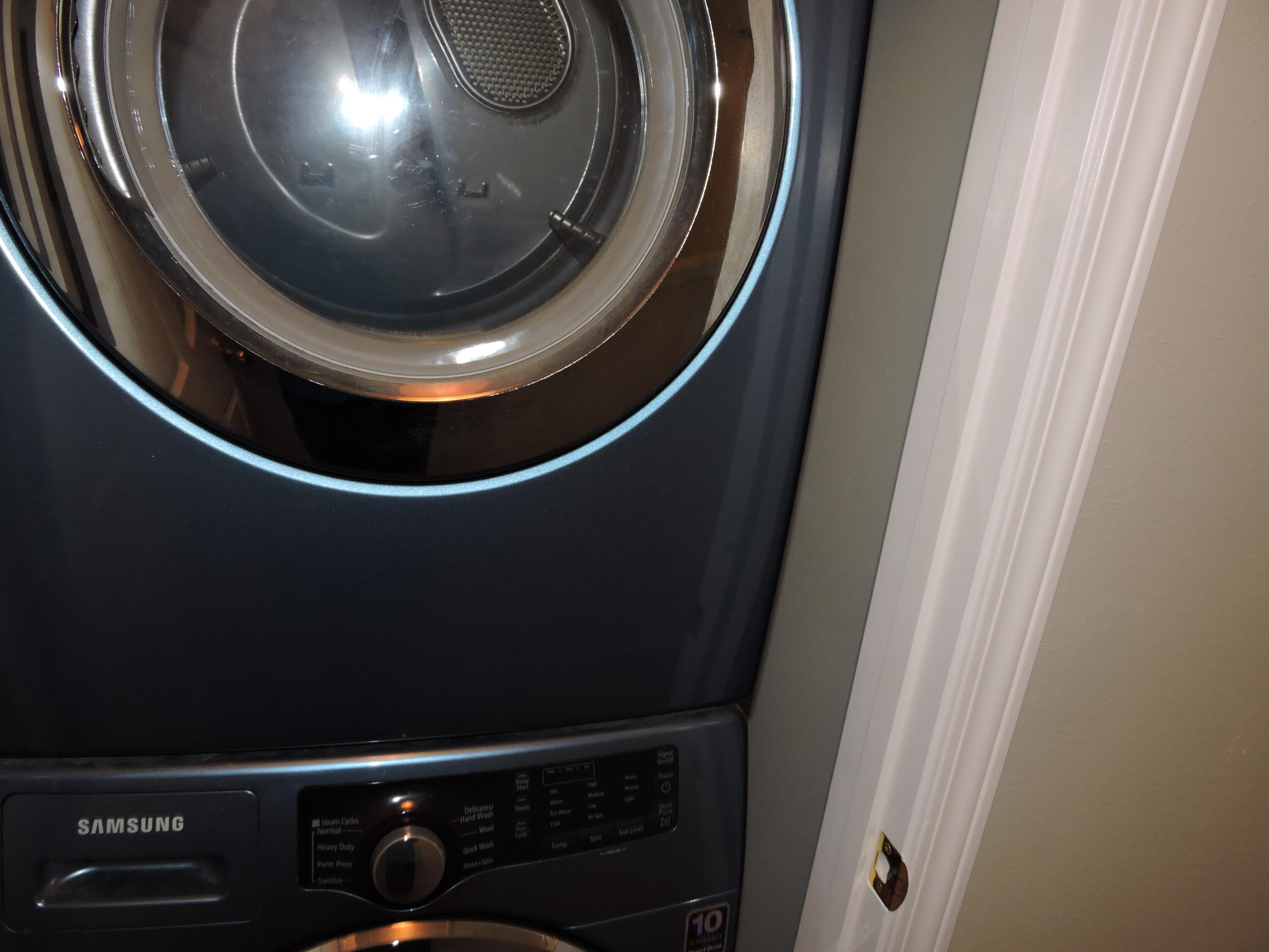 ROLLING PINES - Residential Lease