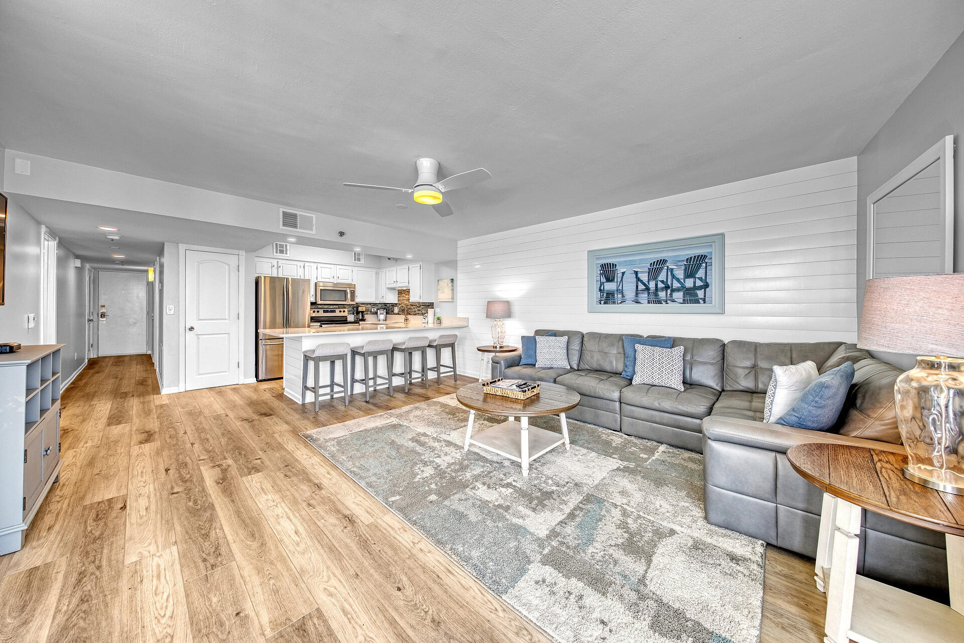 MAINSAIL CONDO PH 5 - Residential