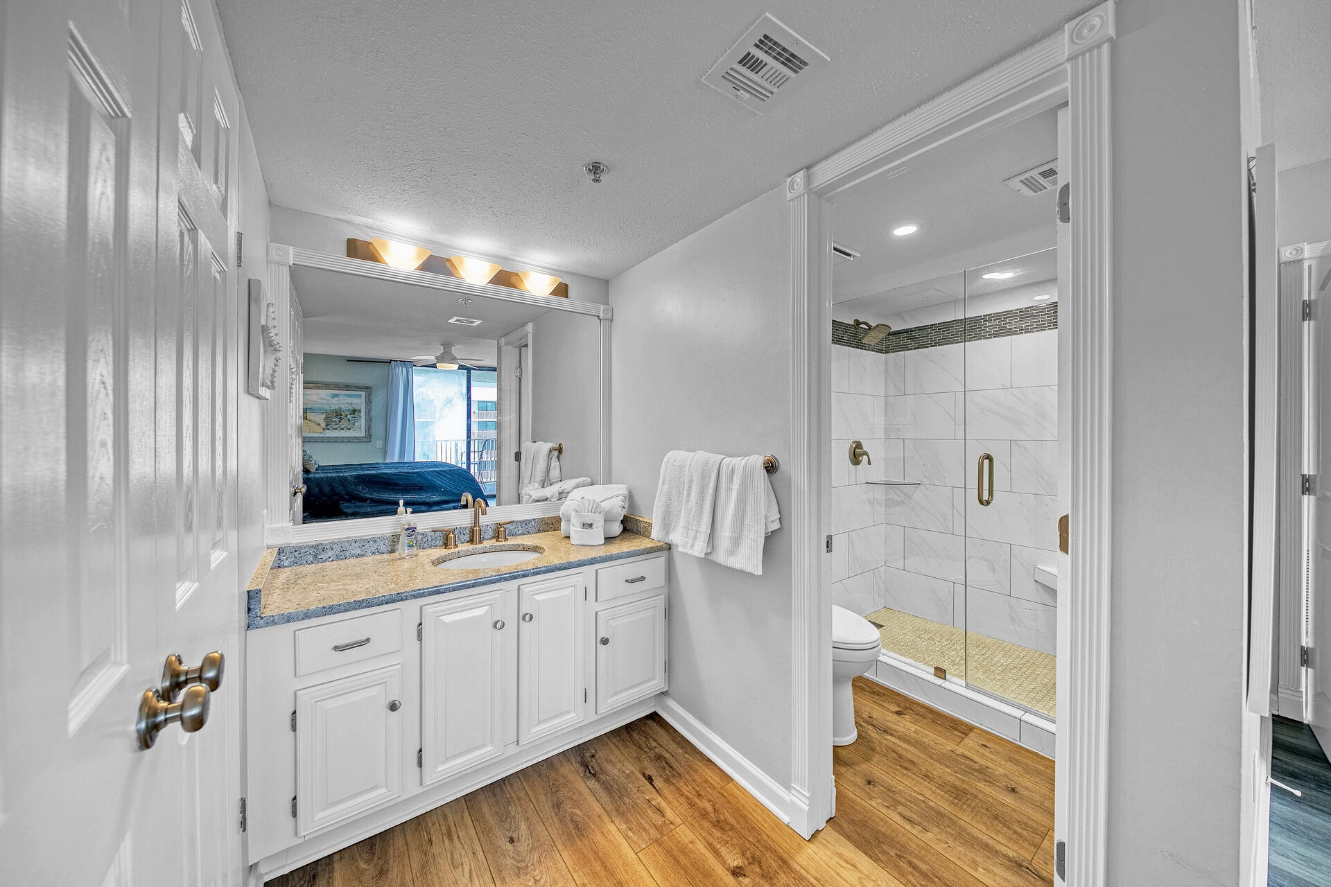 MAINSAIL CONDO PH 5 - Residential