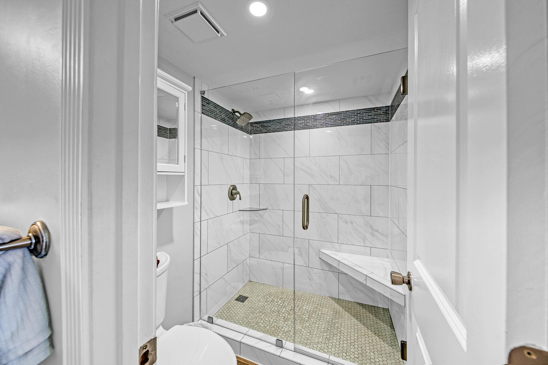 MAINSAIL CONDO PH 5 - Residential