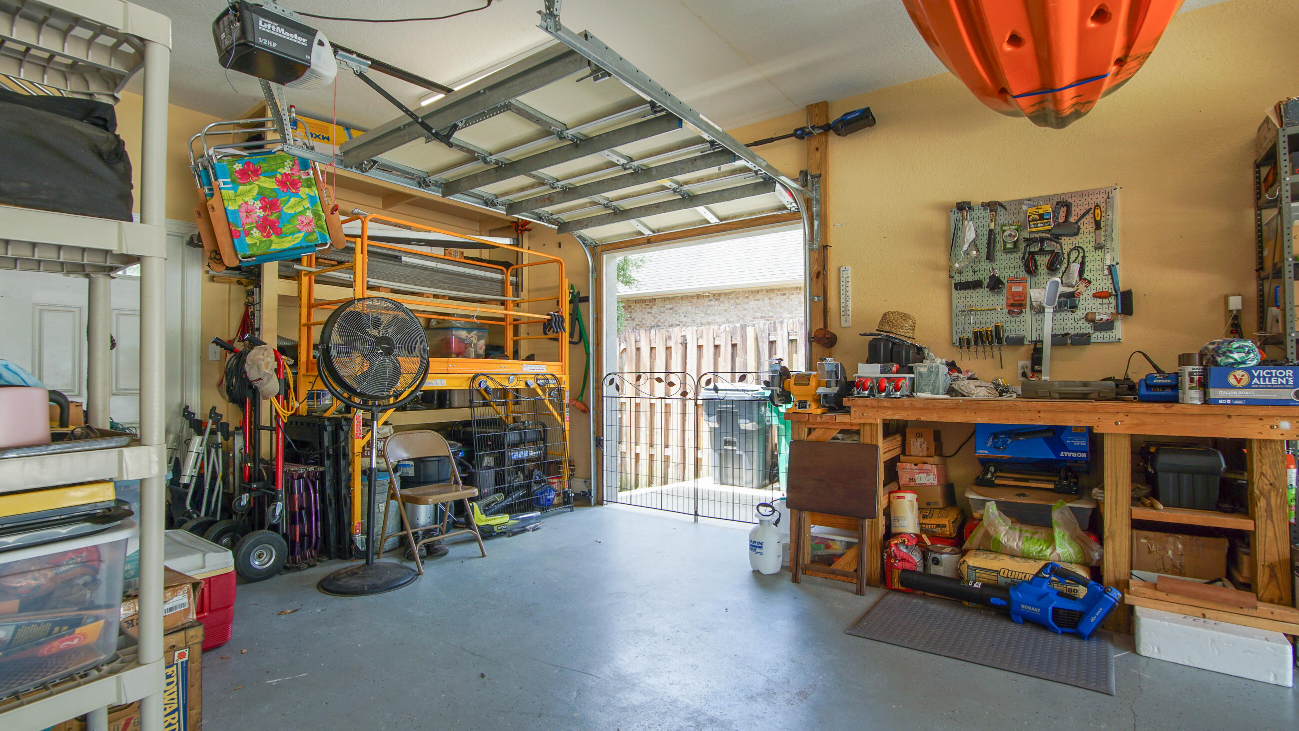 HAMMOCK BAY - Residential