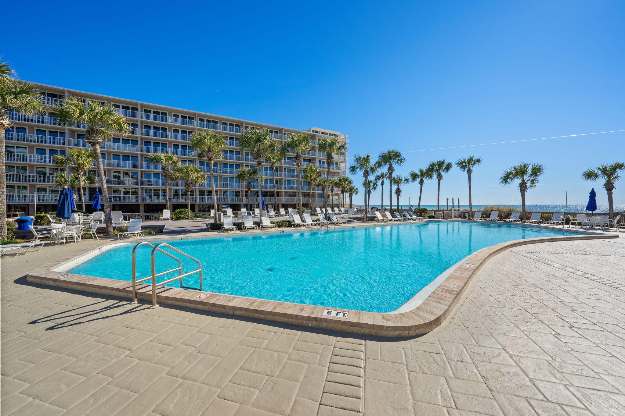 DUNES OF PANAMA PHASE V UNIT E-206 ORB 1015 P 1886 3BR 2B 1480 H&C ORB 3798 P 58 GARAGE UNIT G-64 - Residential