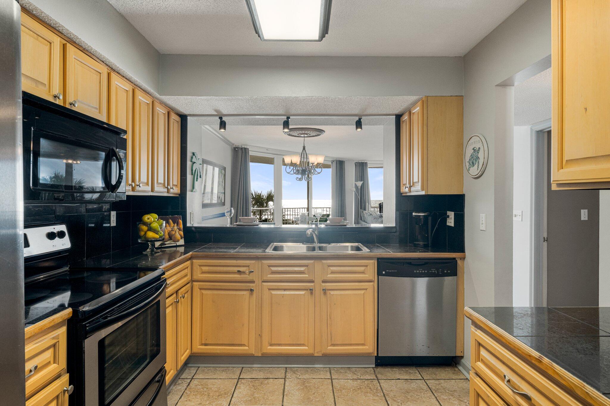 DUNES OF PANAMA PHASE V UNIT E-206 ORB 1015 P 1886 3BR 2B 1480 H&C ORB 3798 P 58 GARAGE UNIT G-64 - Residential