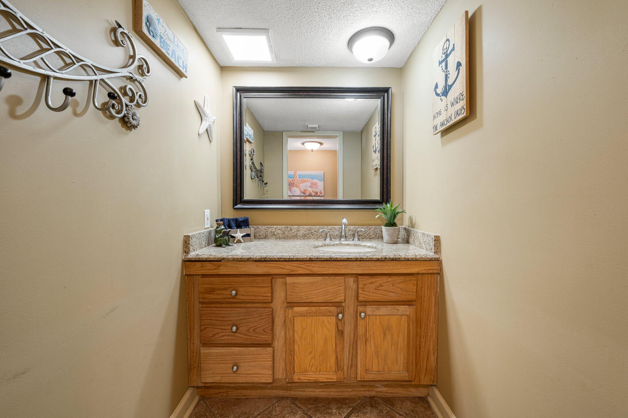 DUNES OF PANAMA PHASE V UNIT E-206 ORB 1015 P 1886 3BR 2B 1480 H&C ORB 3798 P 58 GARAGE UNIT G-64 - Residential