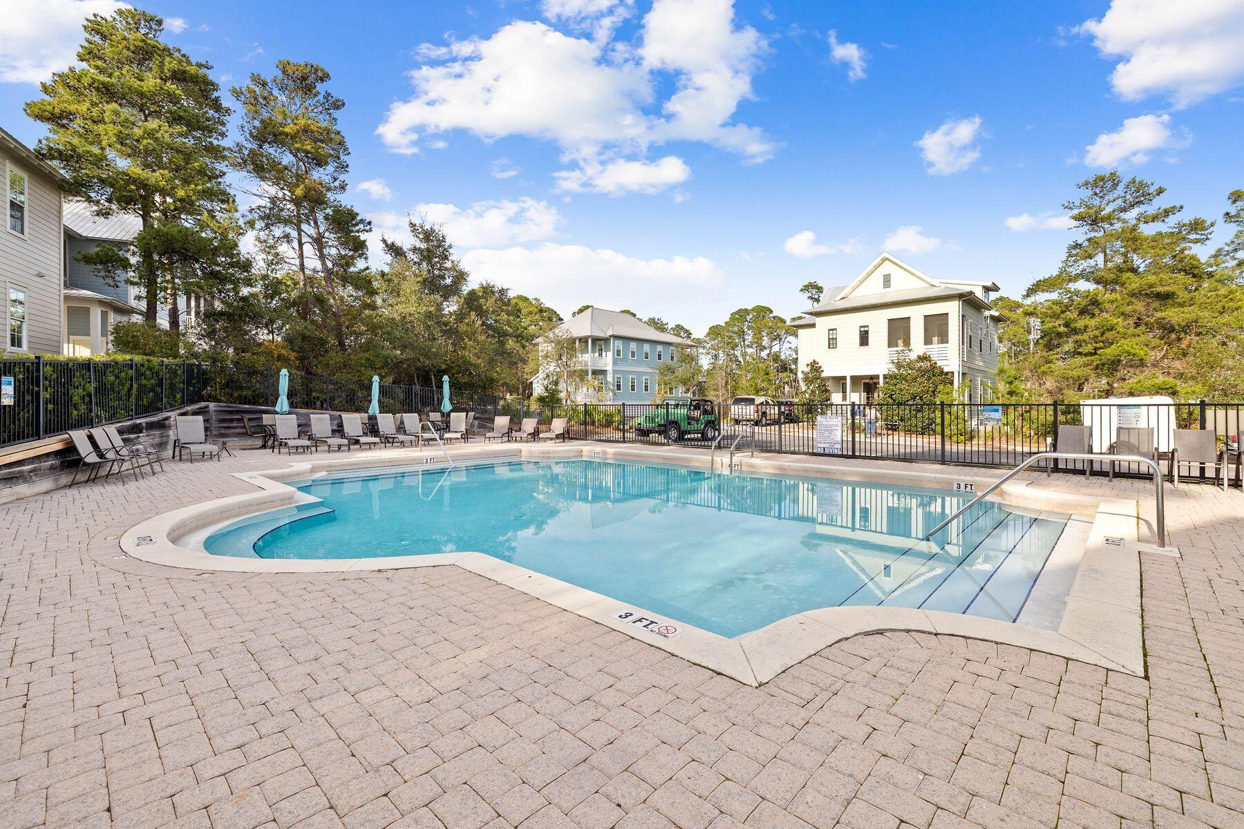 LAKESIDE AT BLUE MOUNTAIN BEACH - Residential