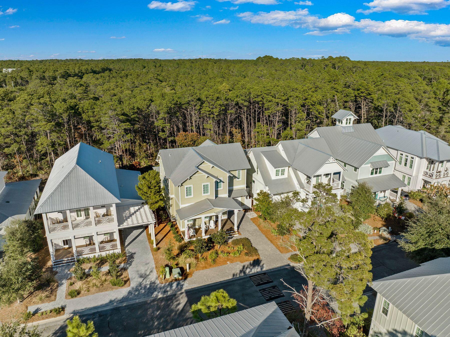 LAKESIDE AT BLUE MOUNTAIN BEACH - Residential