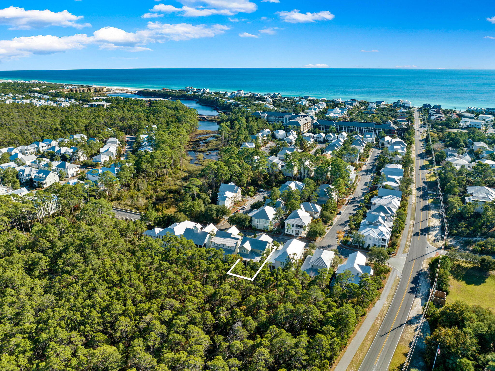 LAKESIDE AT BLUE MOUNTAIN BEACH - Residential