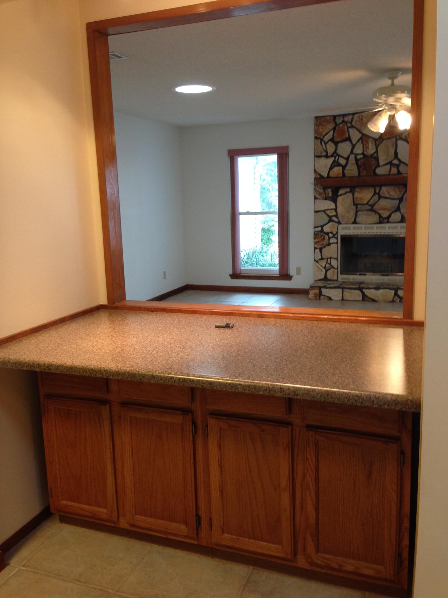 RUSHLIN PARK S/D - Residential Lease