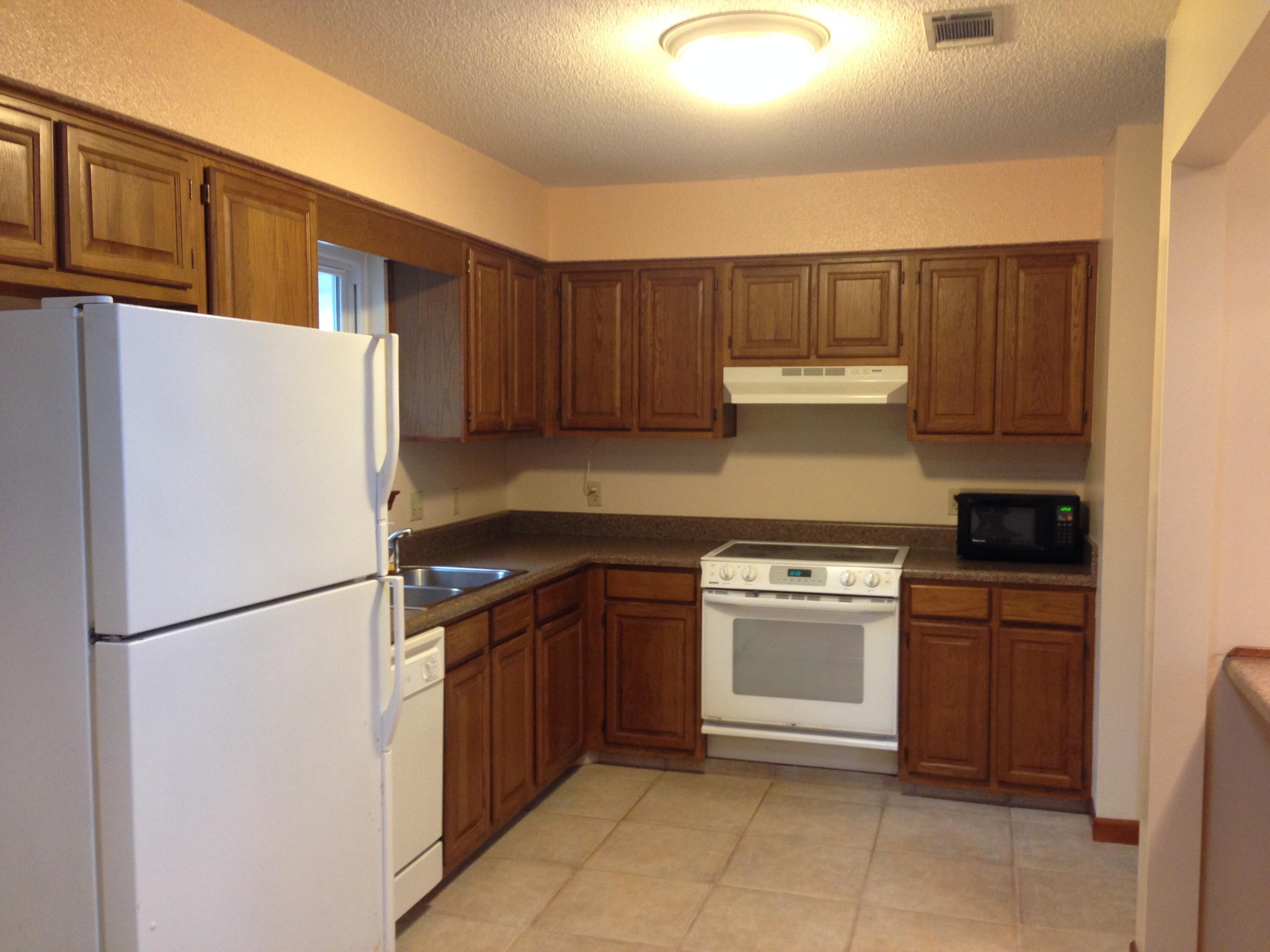 RUSHLIN PARK S/D - Residential Lease