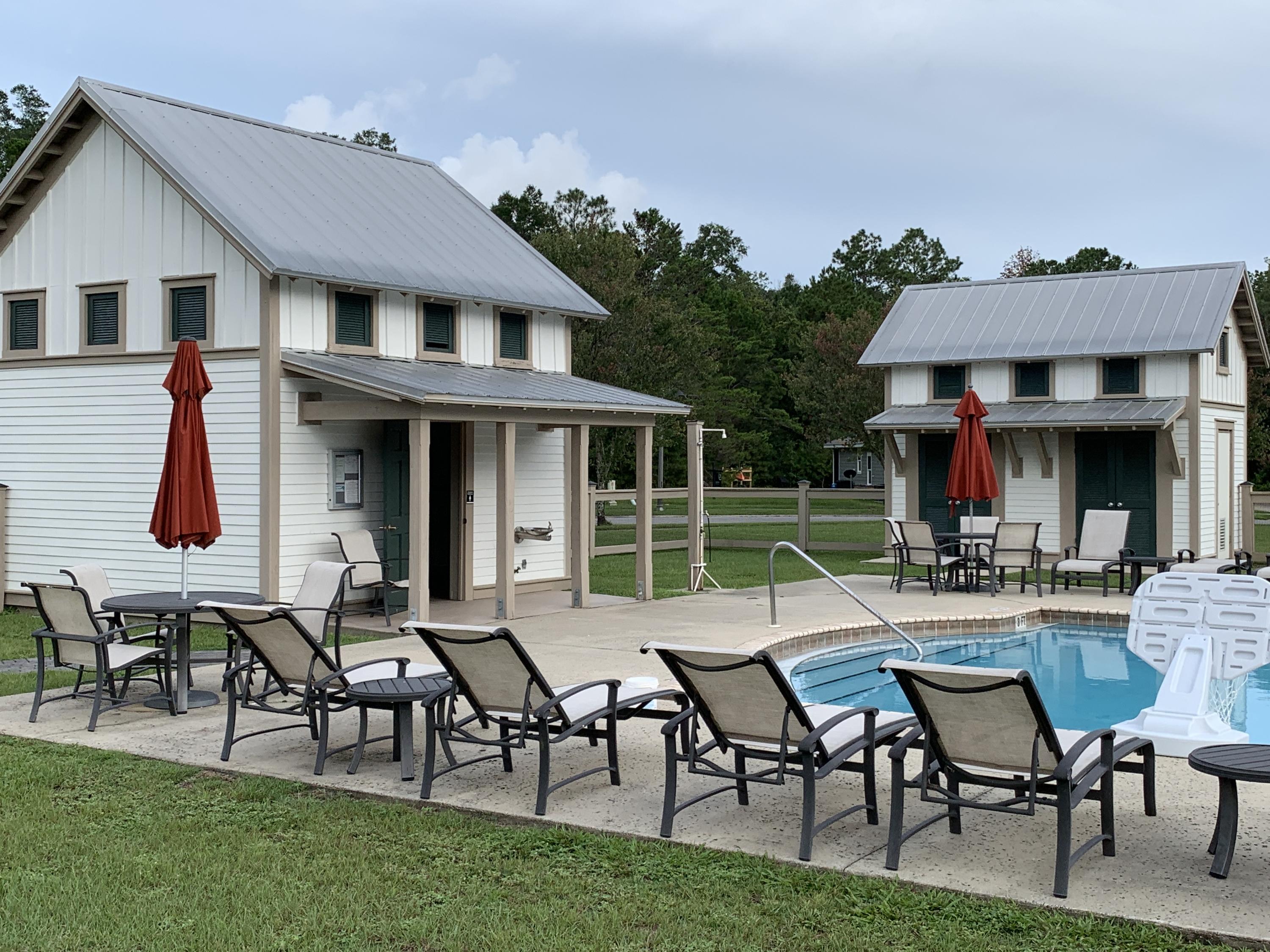 LAGRANGE LANDING - Land