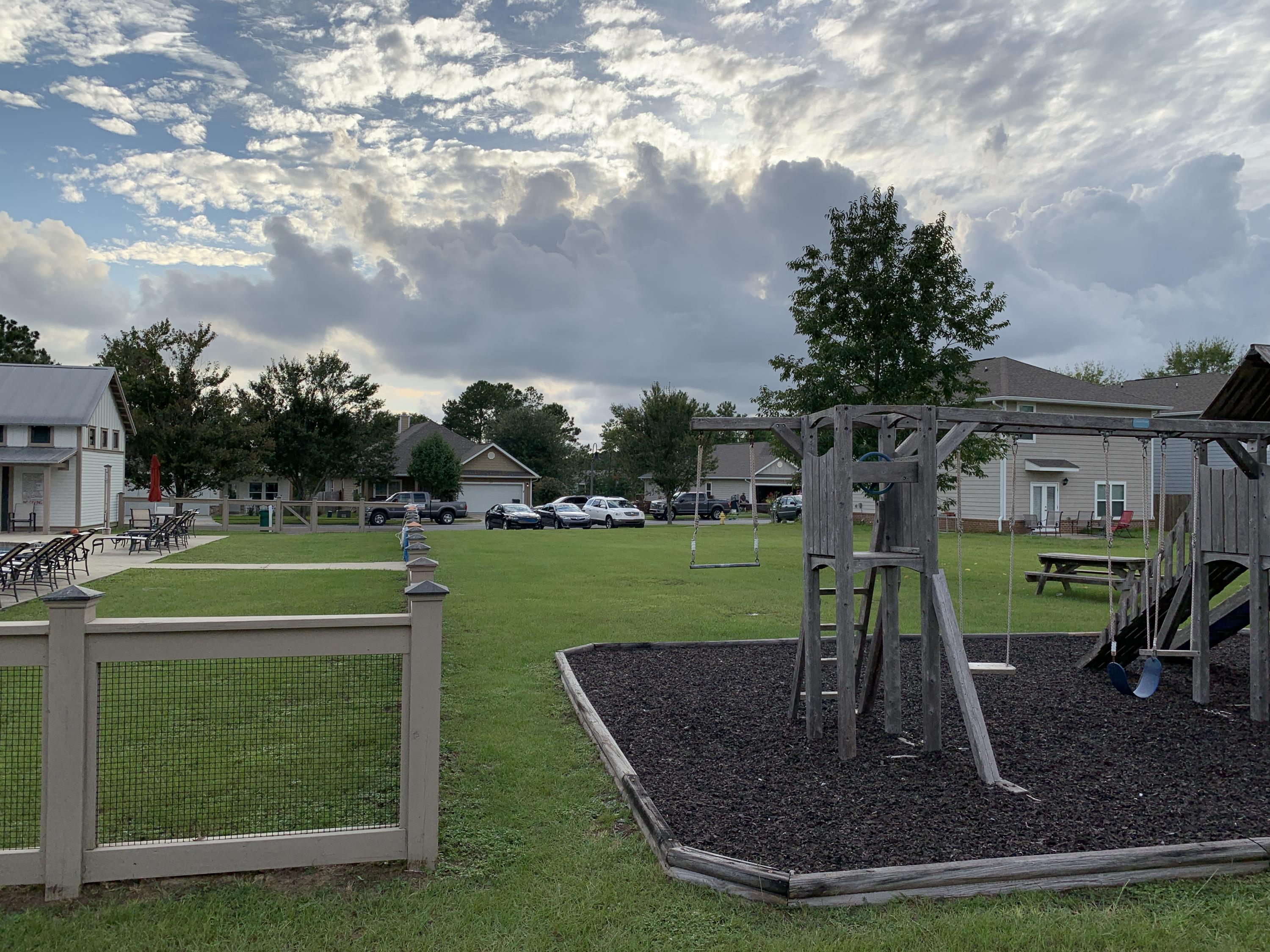 LAGRANGE LANDING - Land