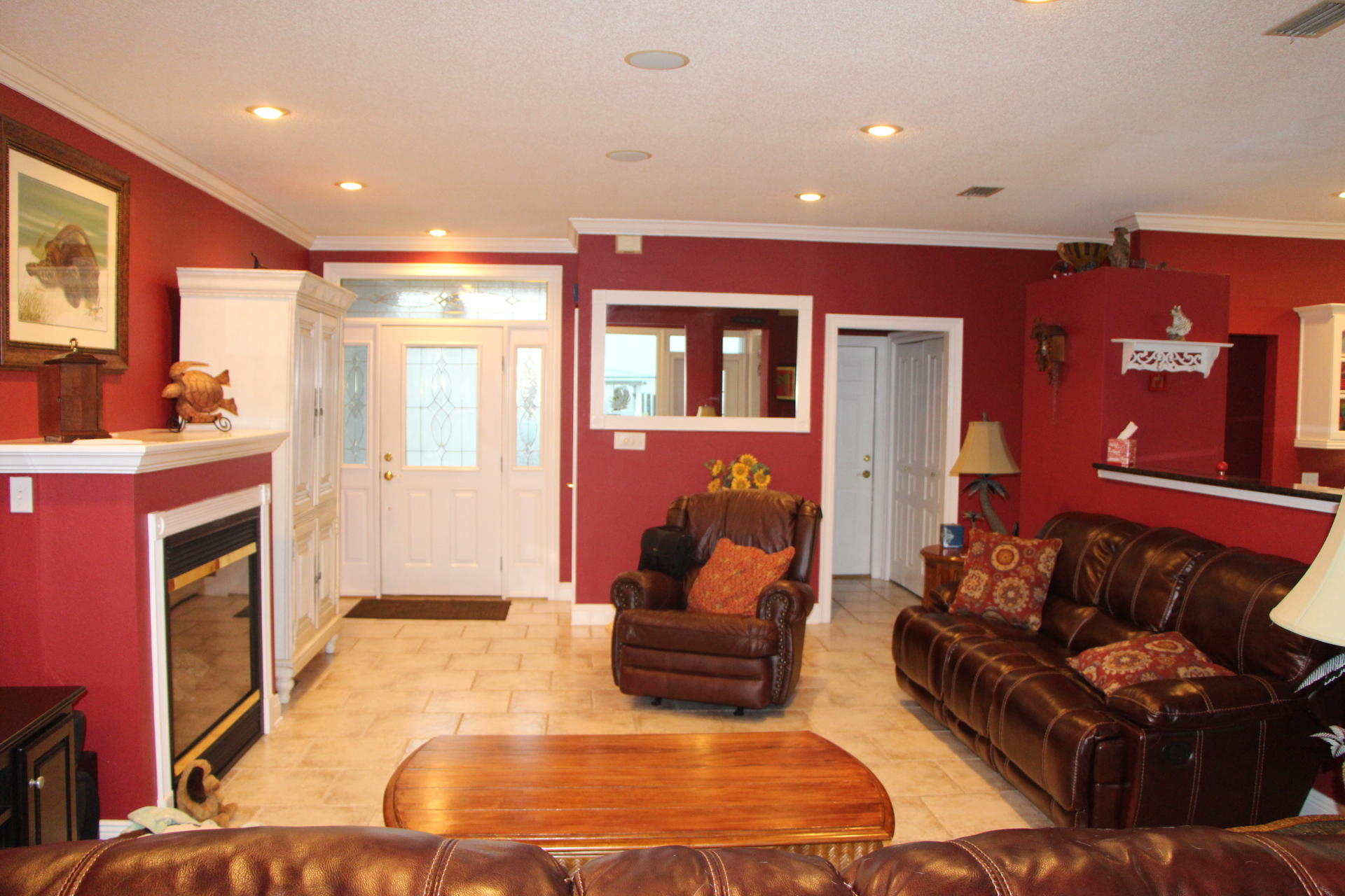 LIGHTHOUSE POINTE - Residential