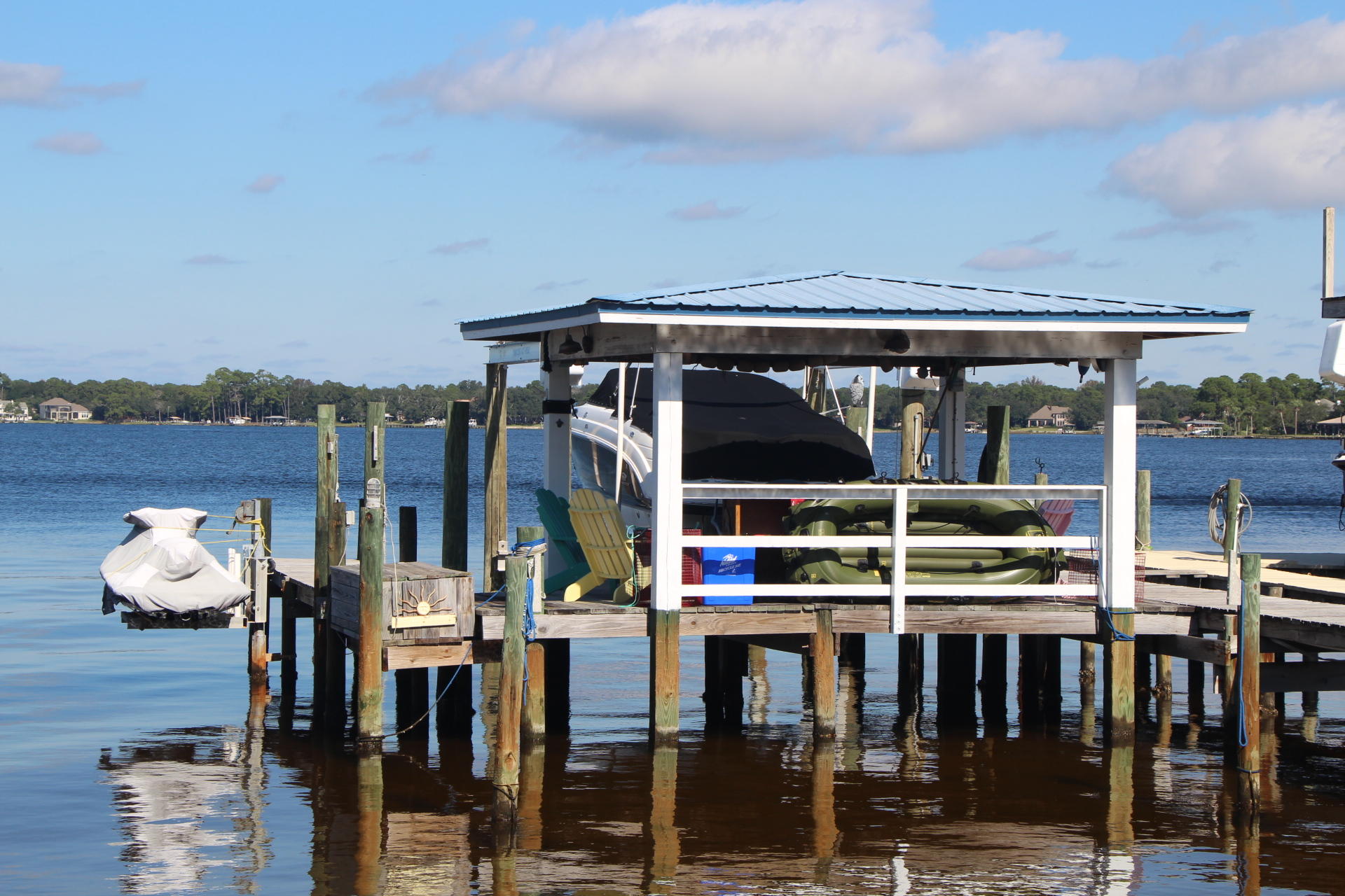 LIGHTHOUSE POINTE - Residential