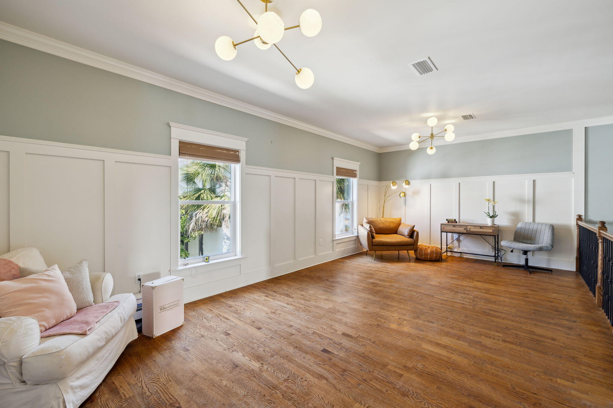 VILLAGE OF WHITE CLIFFS THE - Residential Lease