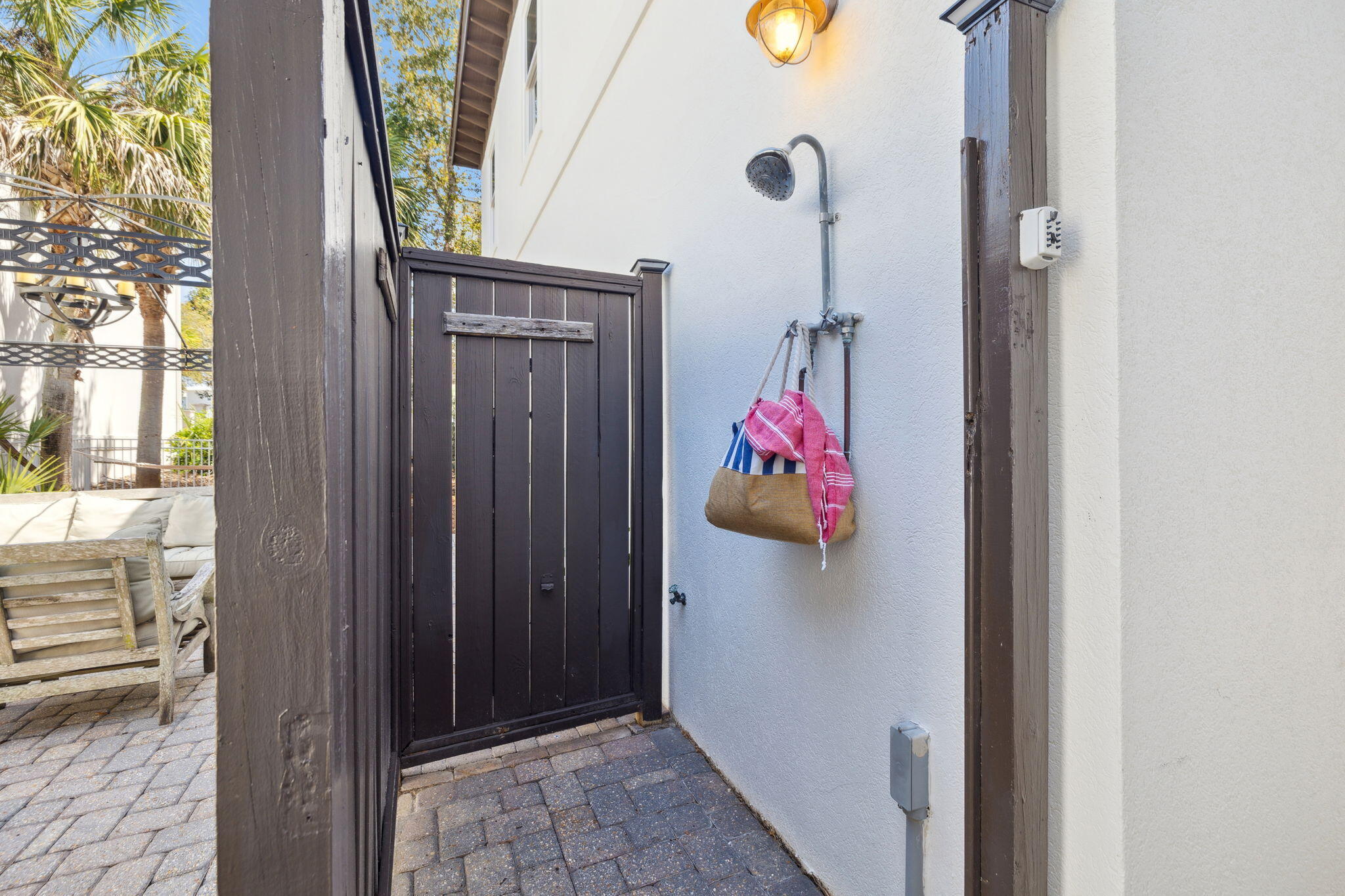 VILLAGE OF WHITE CLIFFS THE - Residential Lease