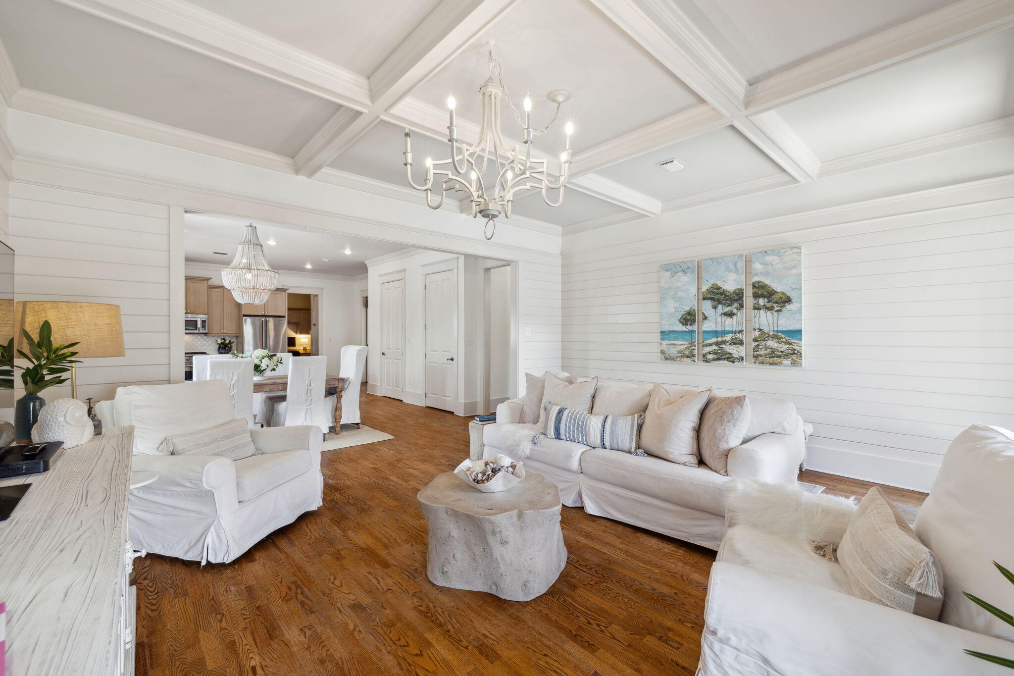 VILLAGE OF WHITE CLIFFS THE - Residential Lease