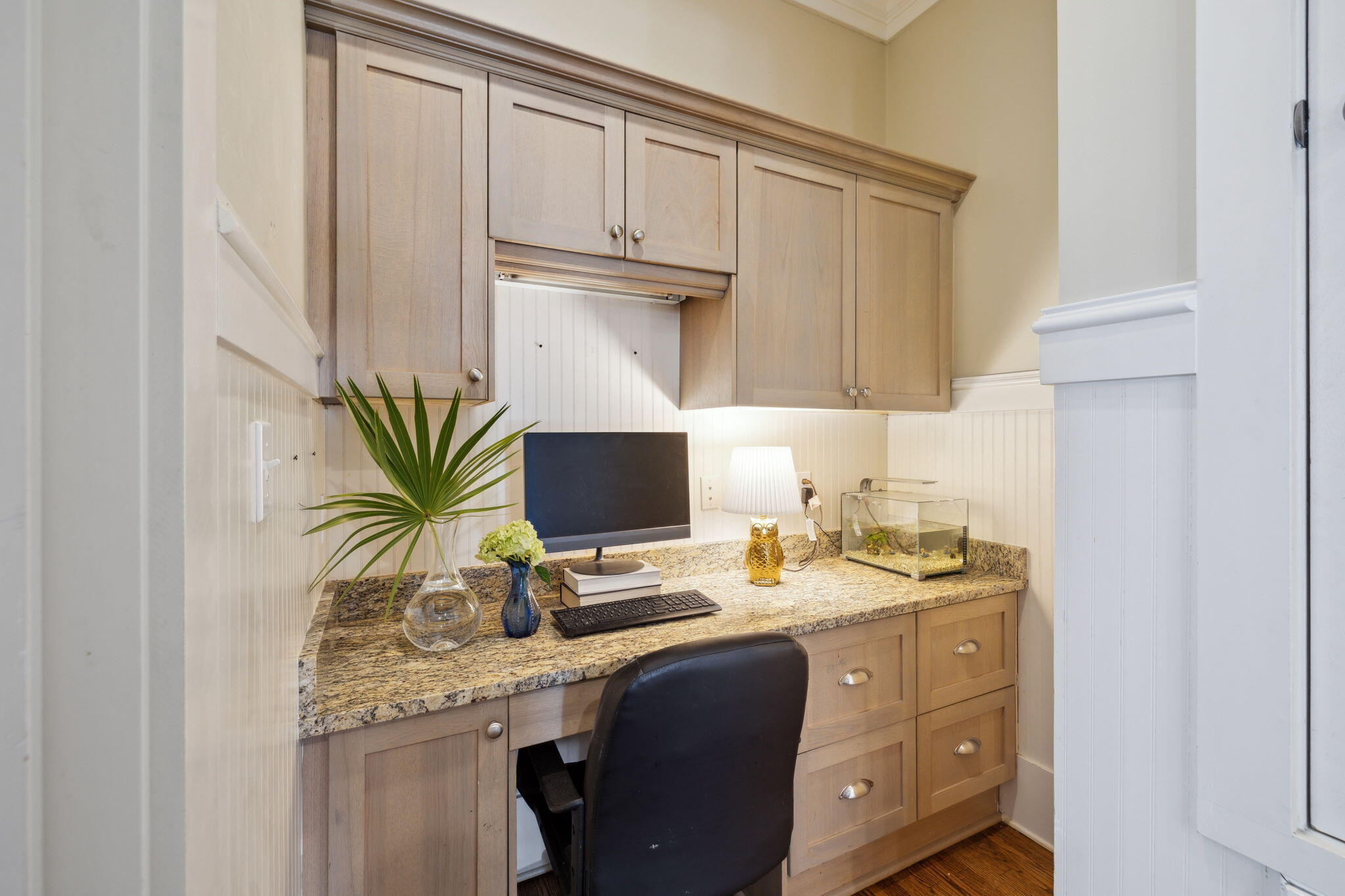 VILLAGE OF WHITE CLIFFS THE - Residential Lease