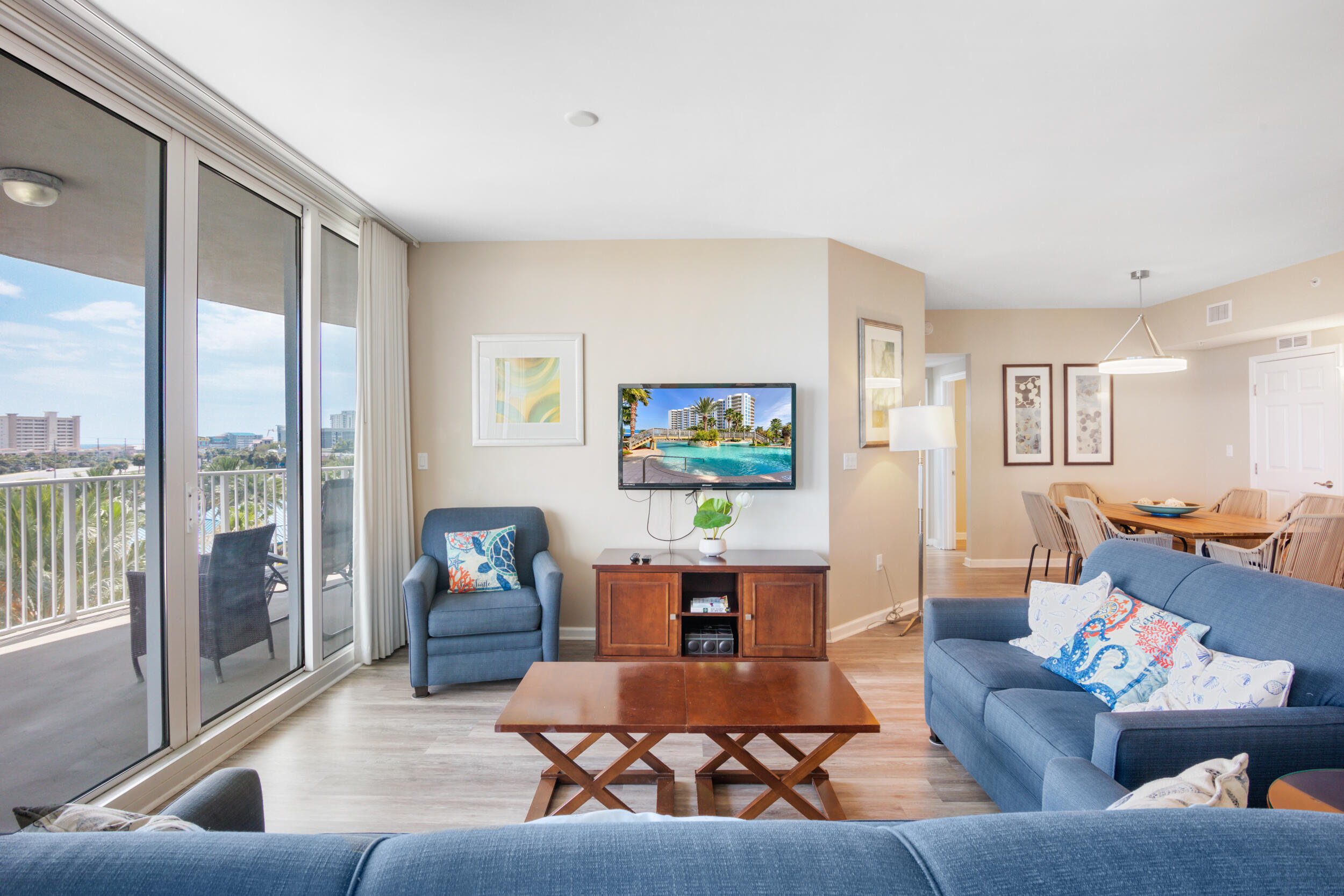 THE PALMS OF DESTIN - Residential