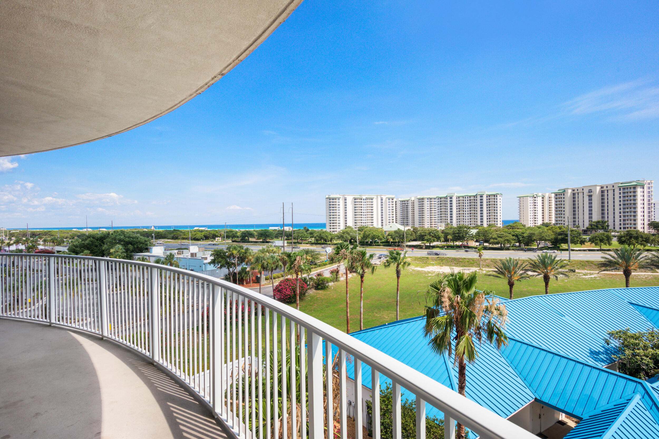 THE PALMS OF DESTIN - Residential