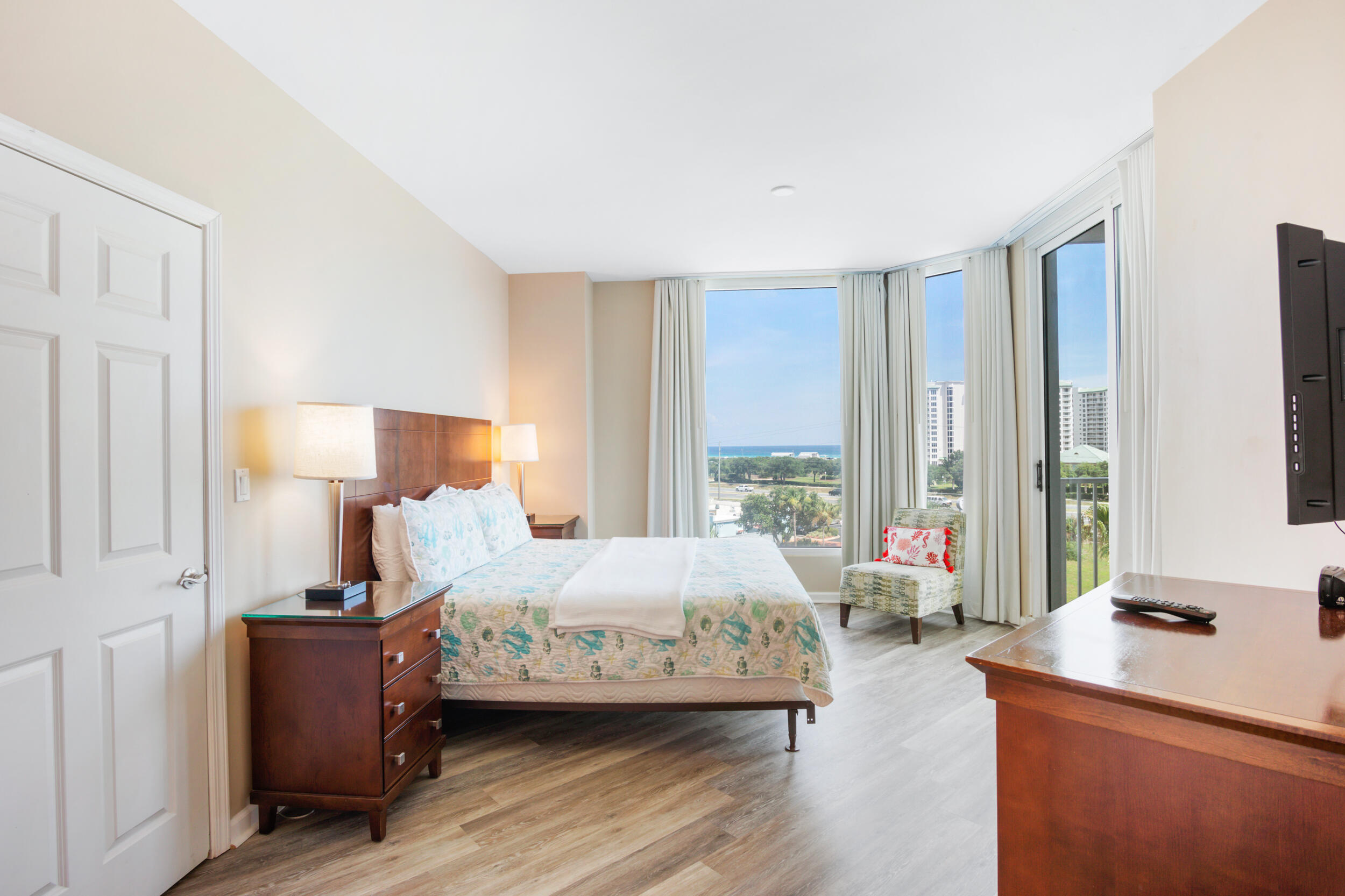 THE PALMS OF DESTIN - Residential