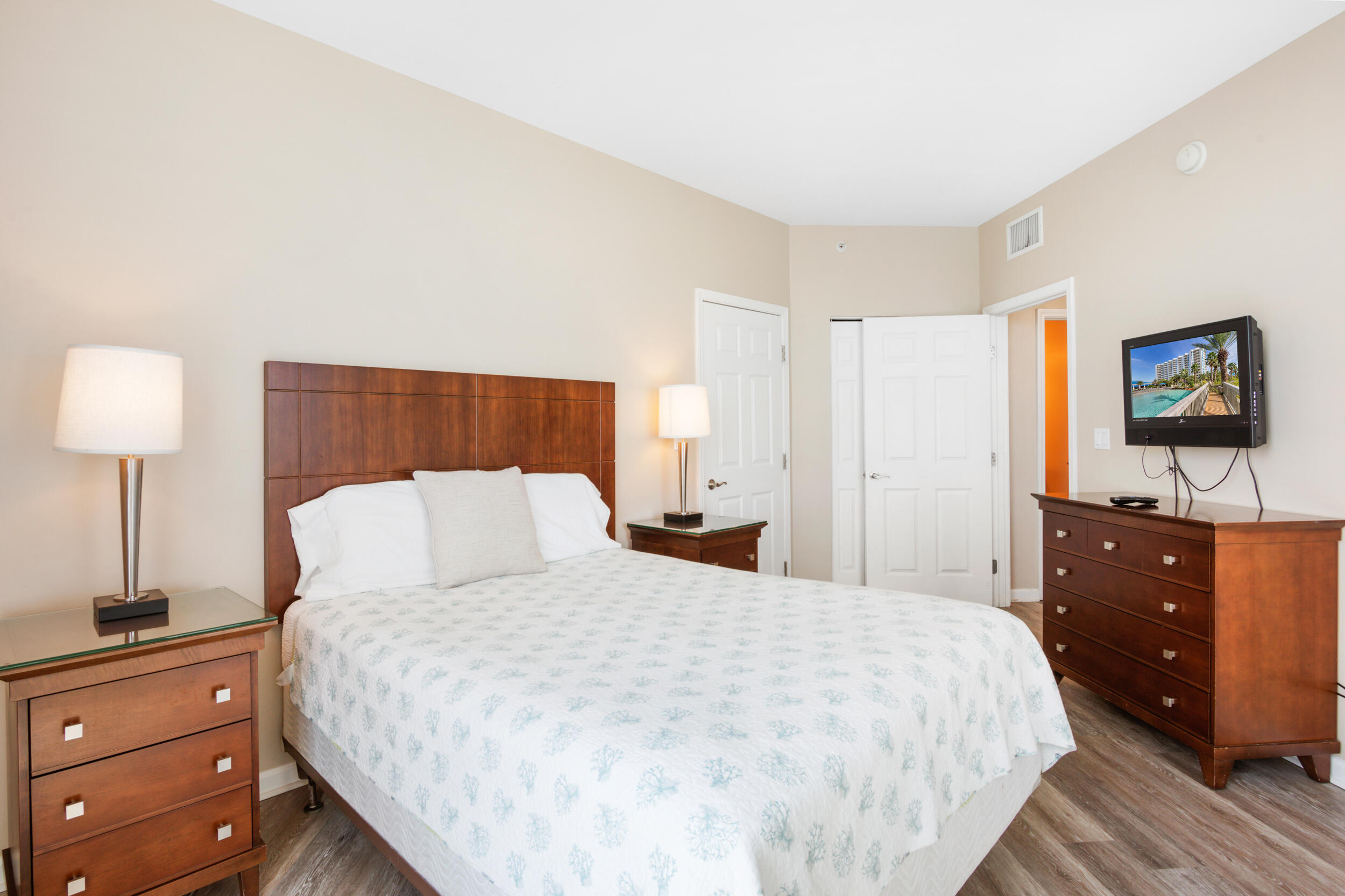 THE PALMS OF DESTIN - Residential