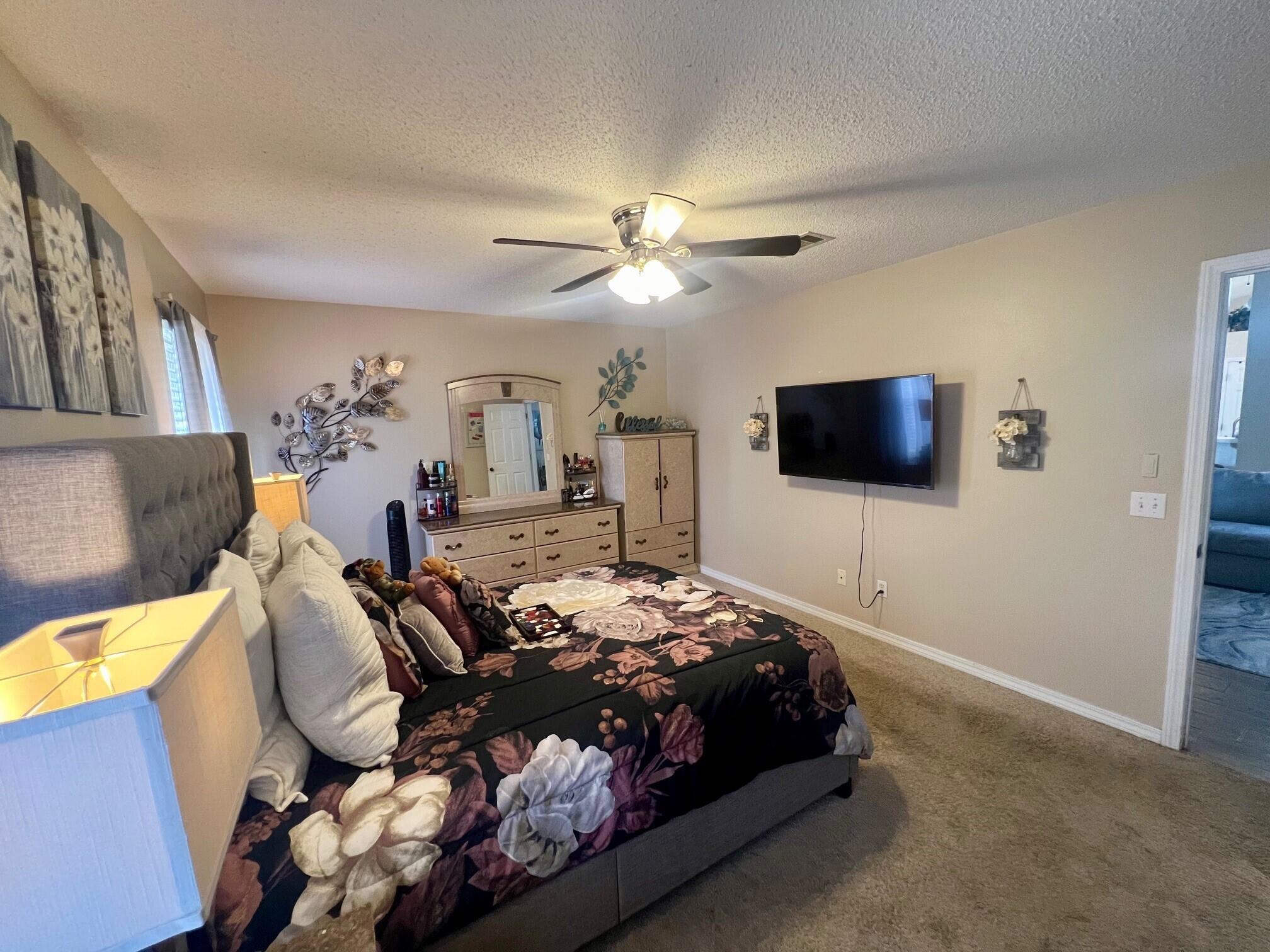 RIVERCHASE S/D PH 2 - Residential Lease