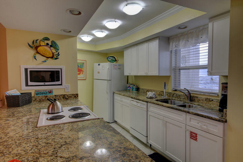 EL MATADOR CONDO - Residential