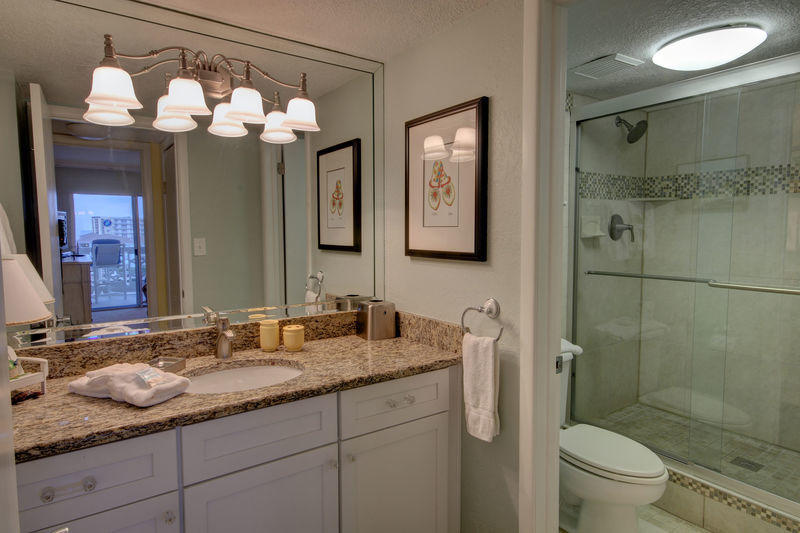 EL MATADOR CONDO - Residential