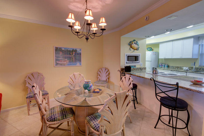 EL MATADOR CONDO - Residential