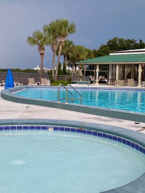 BAYSIDE CONDO SANDESTIN - Residential