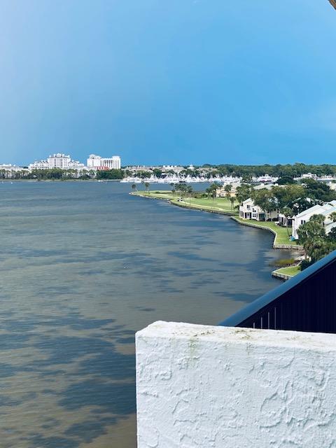 BAYSIDE CONDO SANDESTIN - Residential