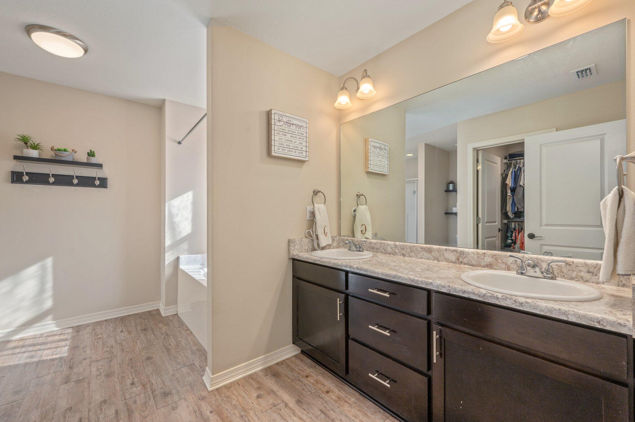 AUBURN HEIGHTS - Residential