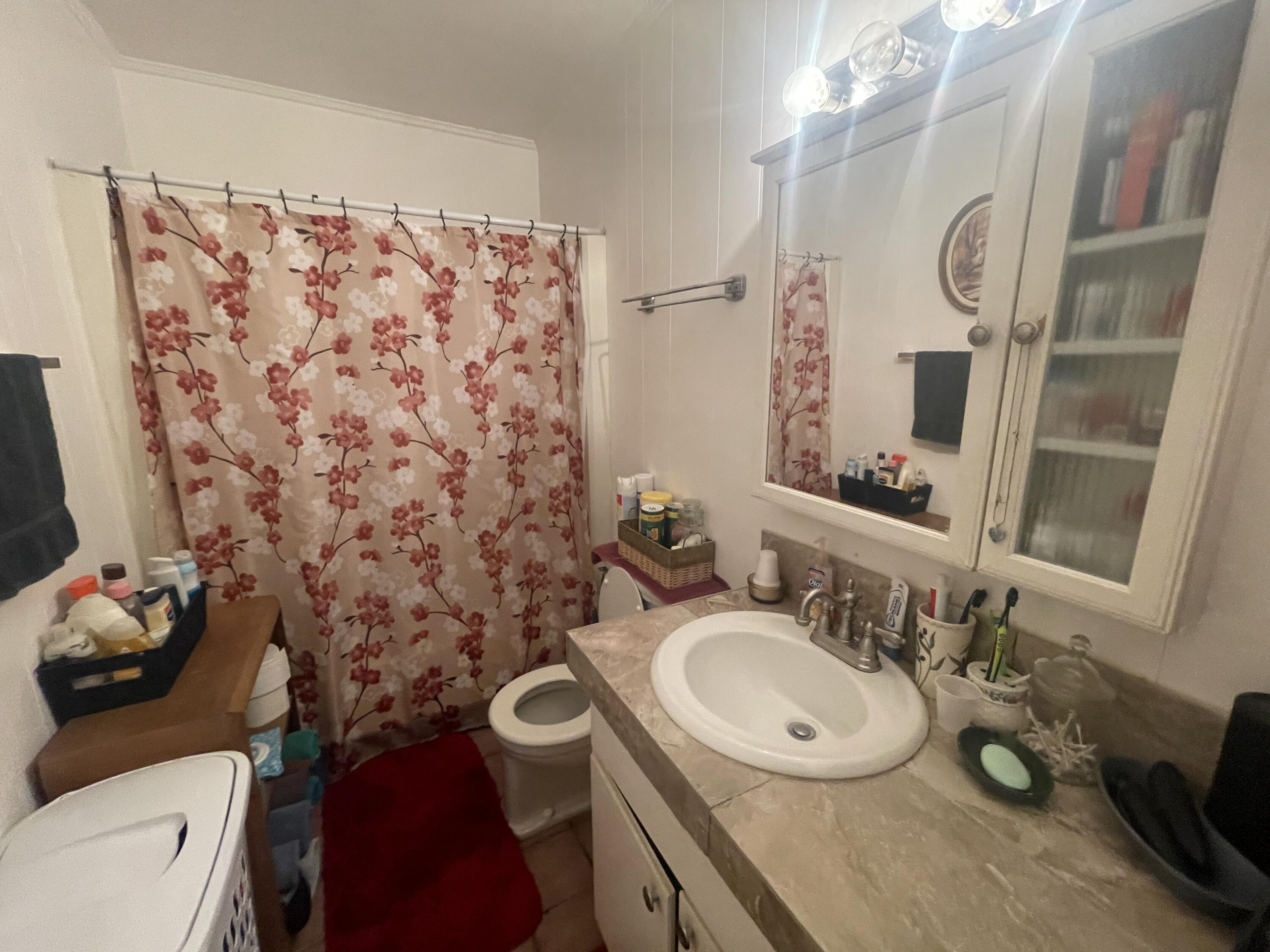 VALPARAISO PLAT # 15 LOT 6 BLK 3 - Residential Lease