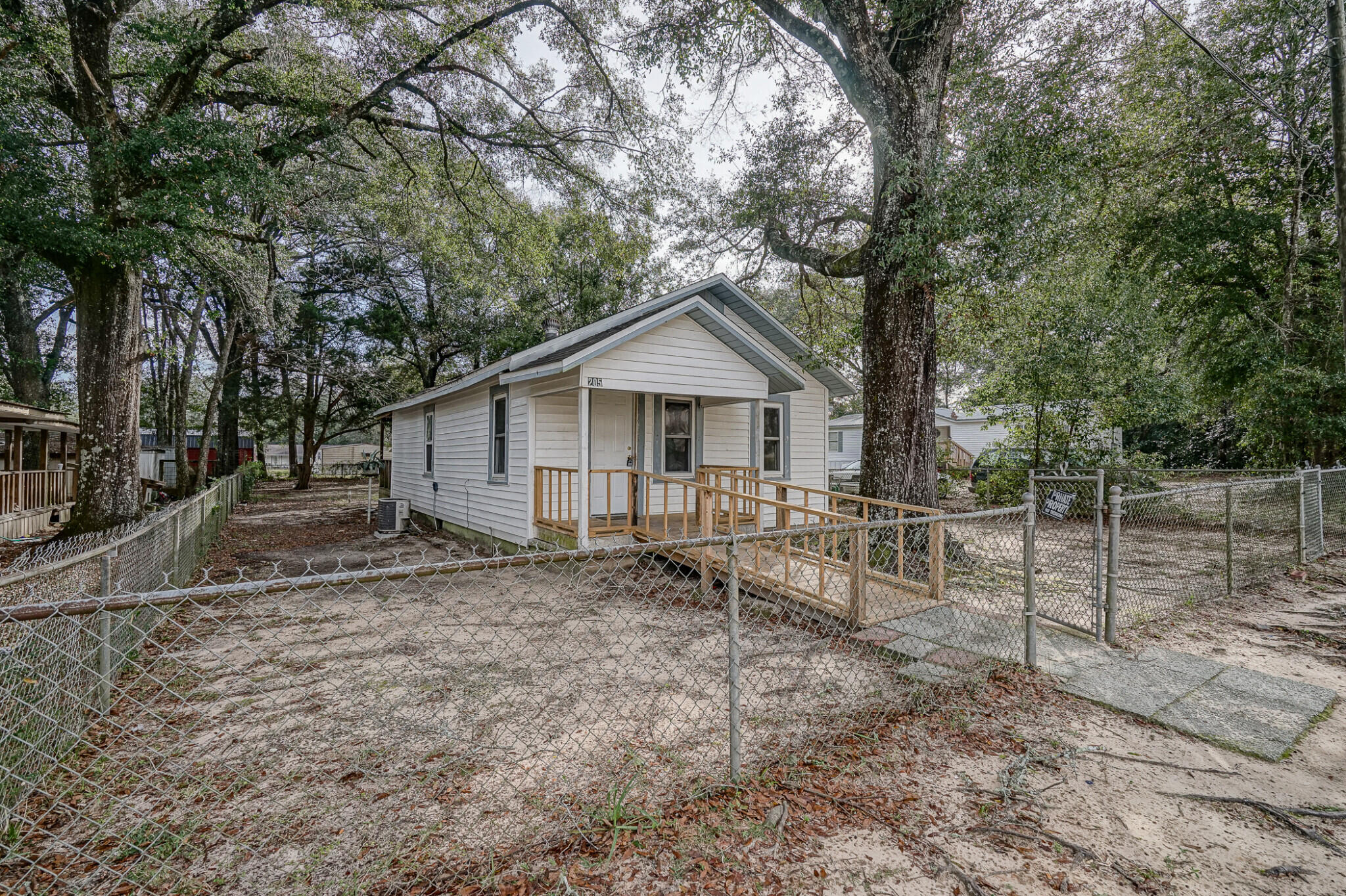 EDNEYS 3RD - Residential