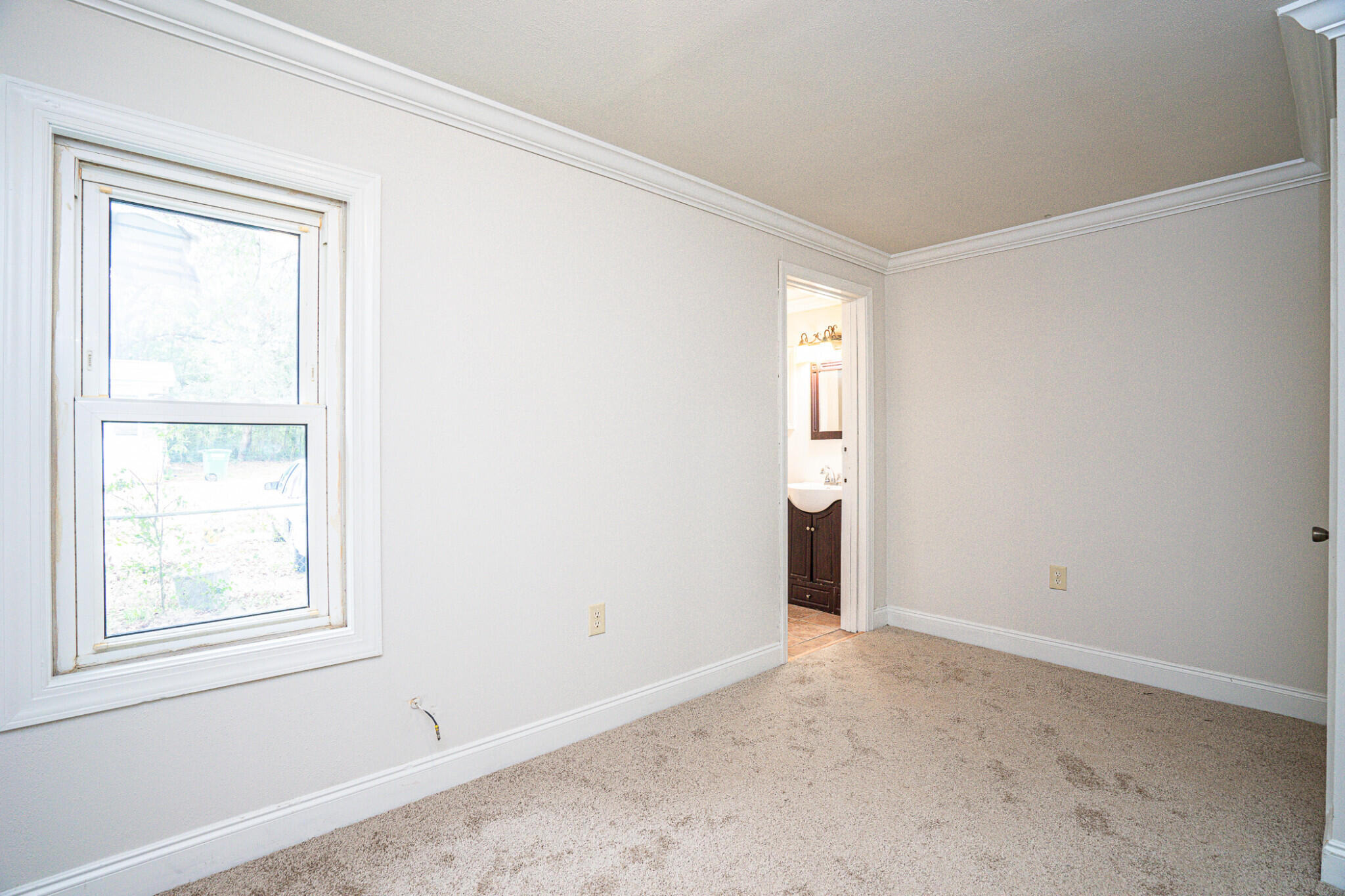 EDNEYS 3RD - Residential