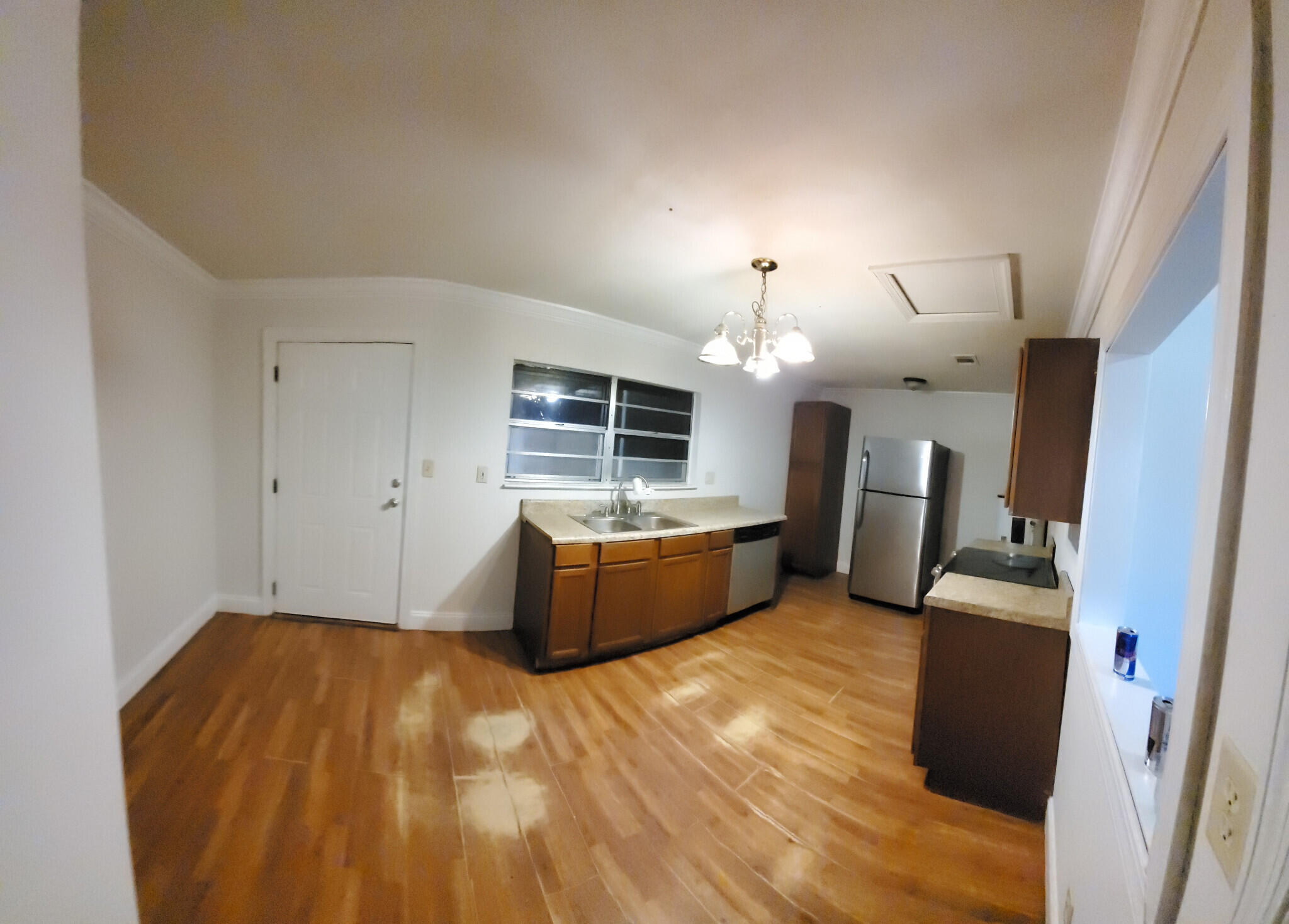 Cute Crestview starter home with ample sized yard on quiet street. Clean slate with new paint and carpet. Should pass a 4 point with ease!