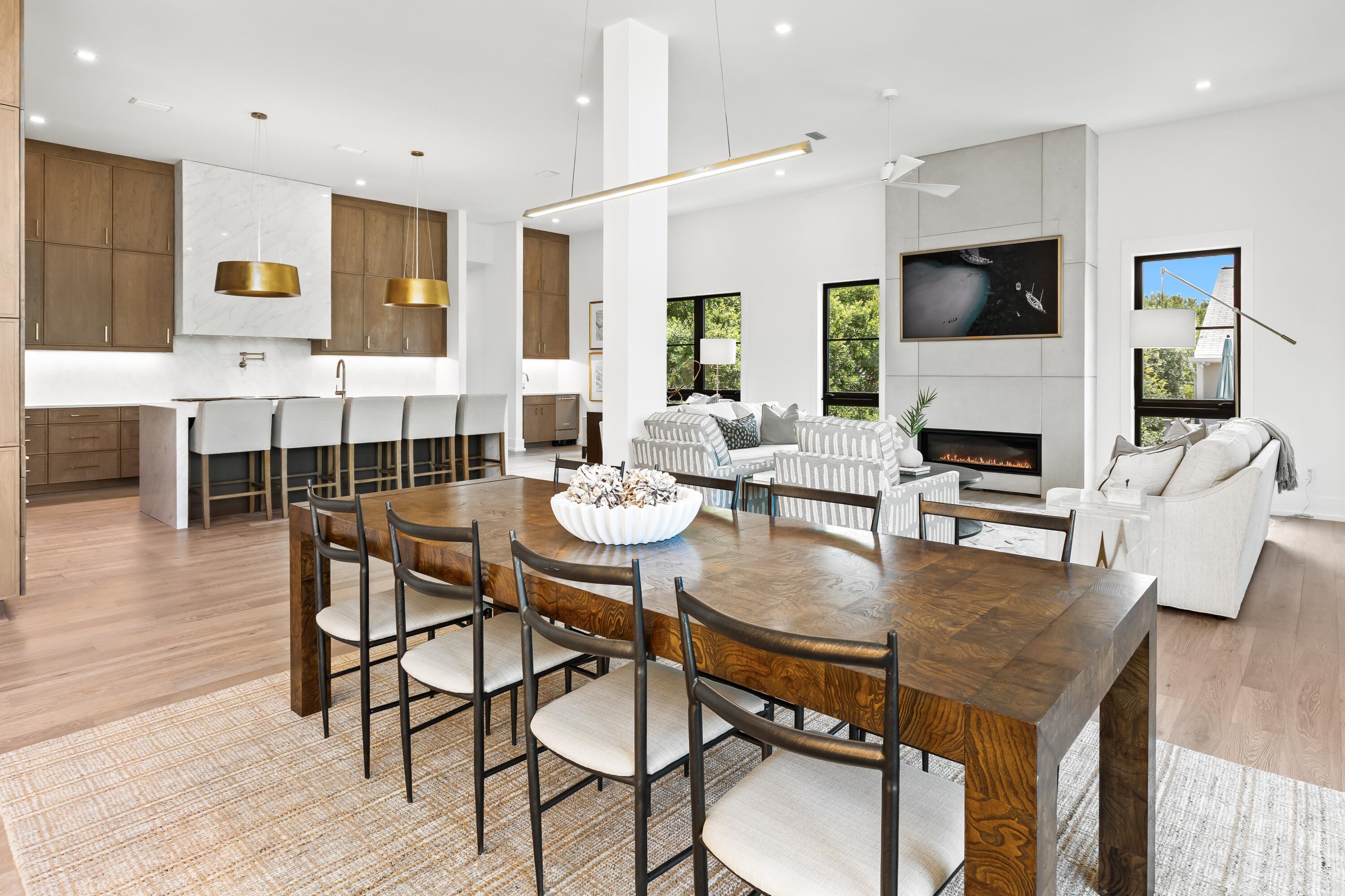 CAMP CREEK POINT - Residential