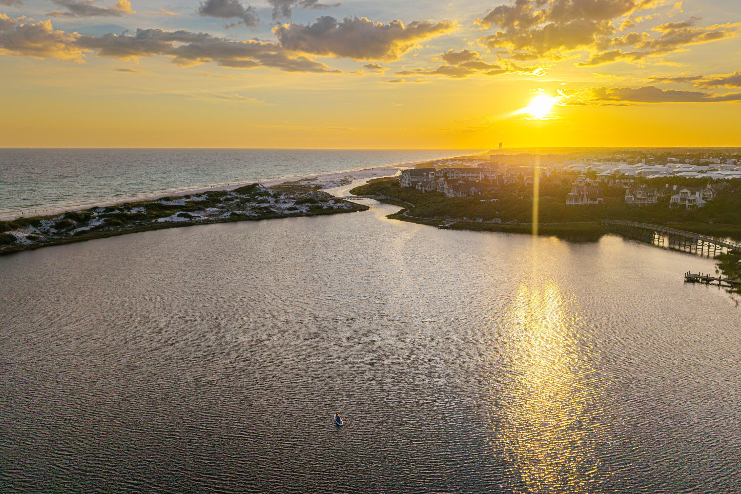 CAMP CREEK POINT - Residential