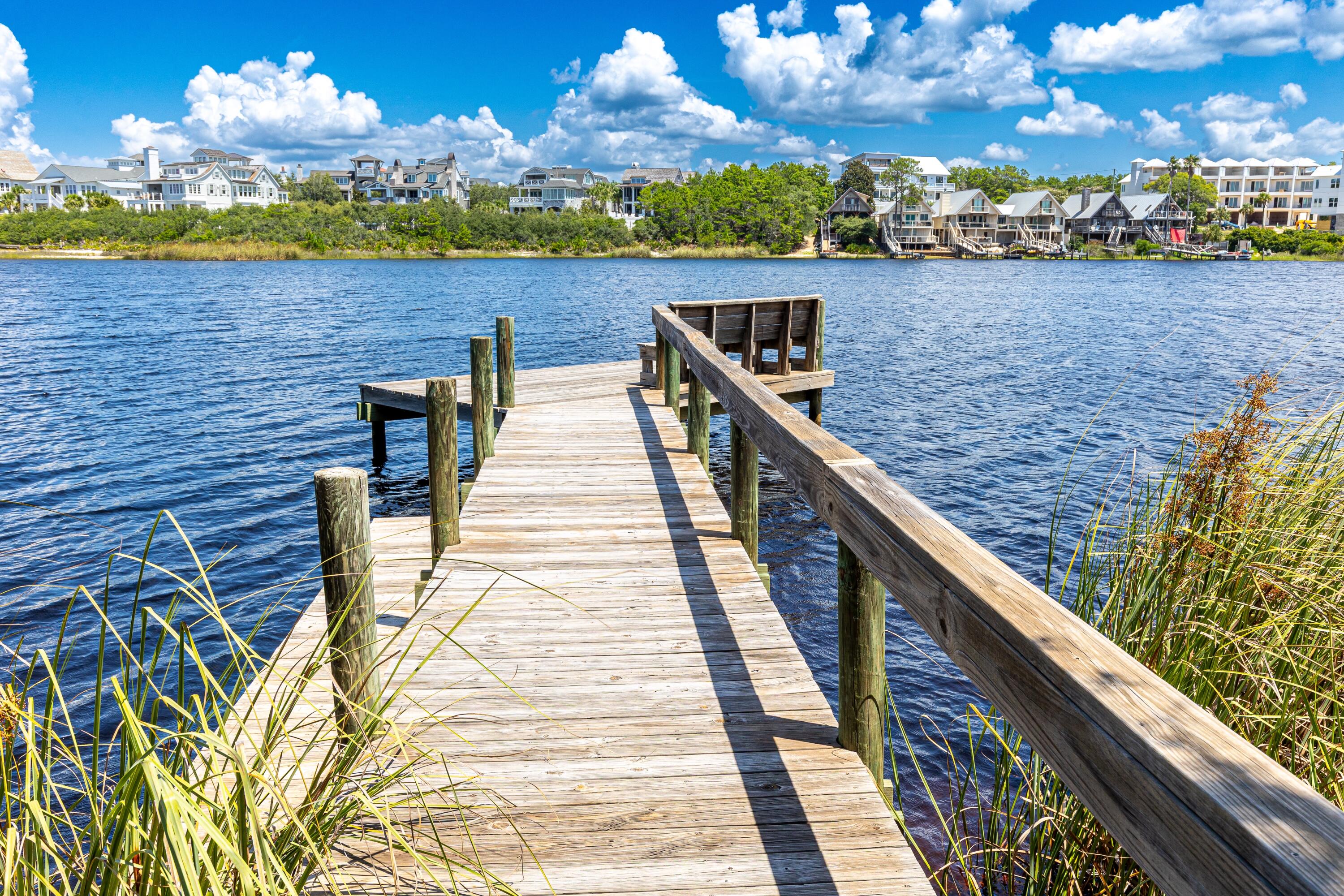 CAMP CREEK POINT - Residential