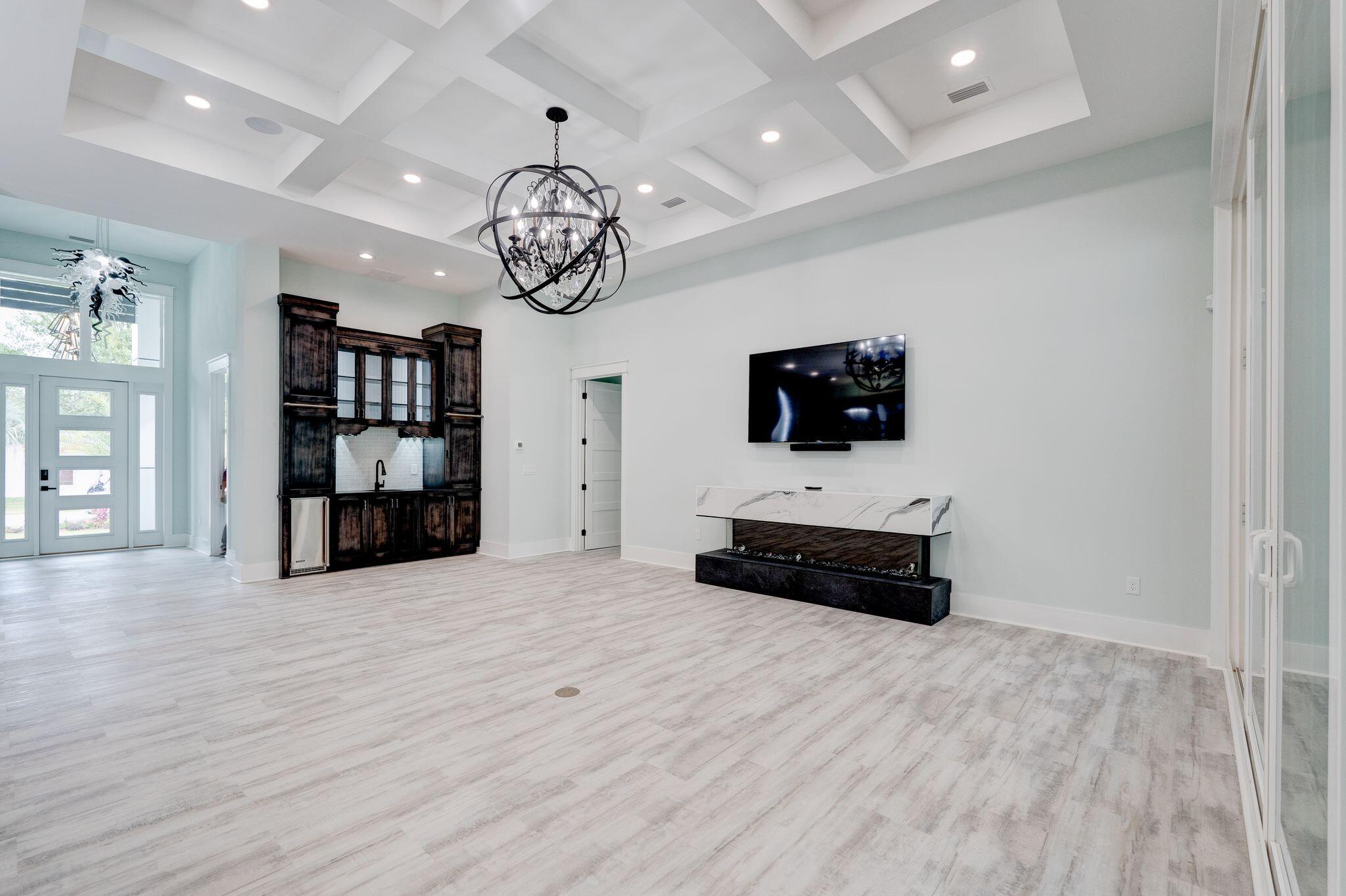 SANDESTIN ESTATES - Residential