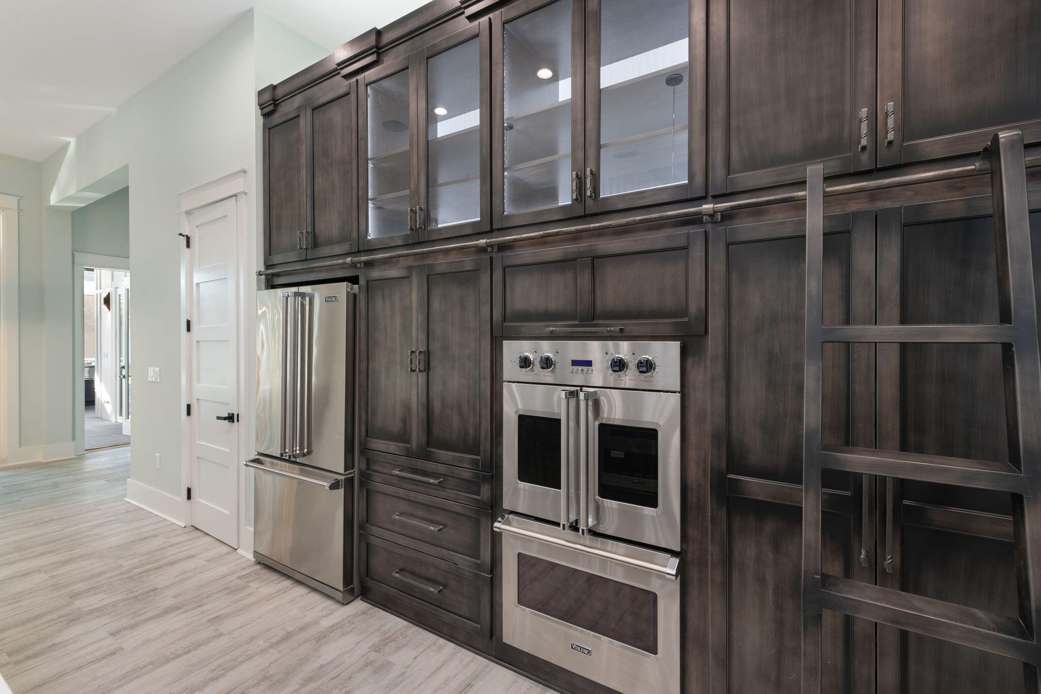 SANDESTIN ESTATES - Residential