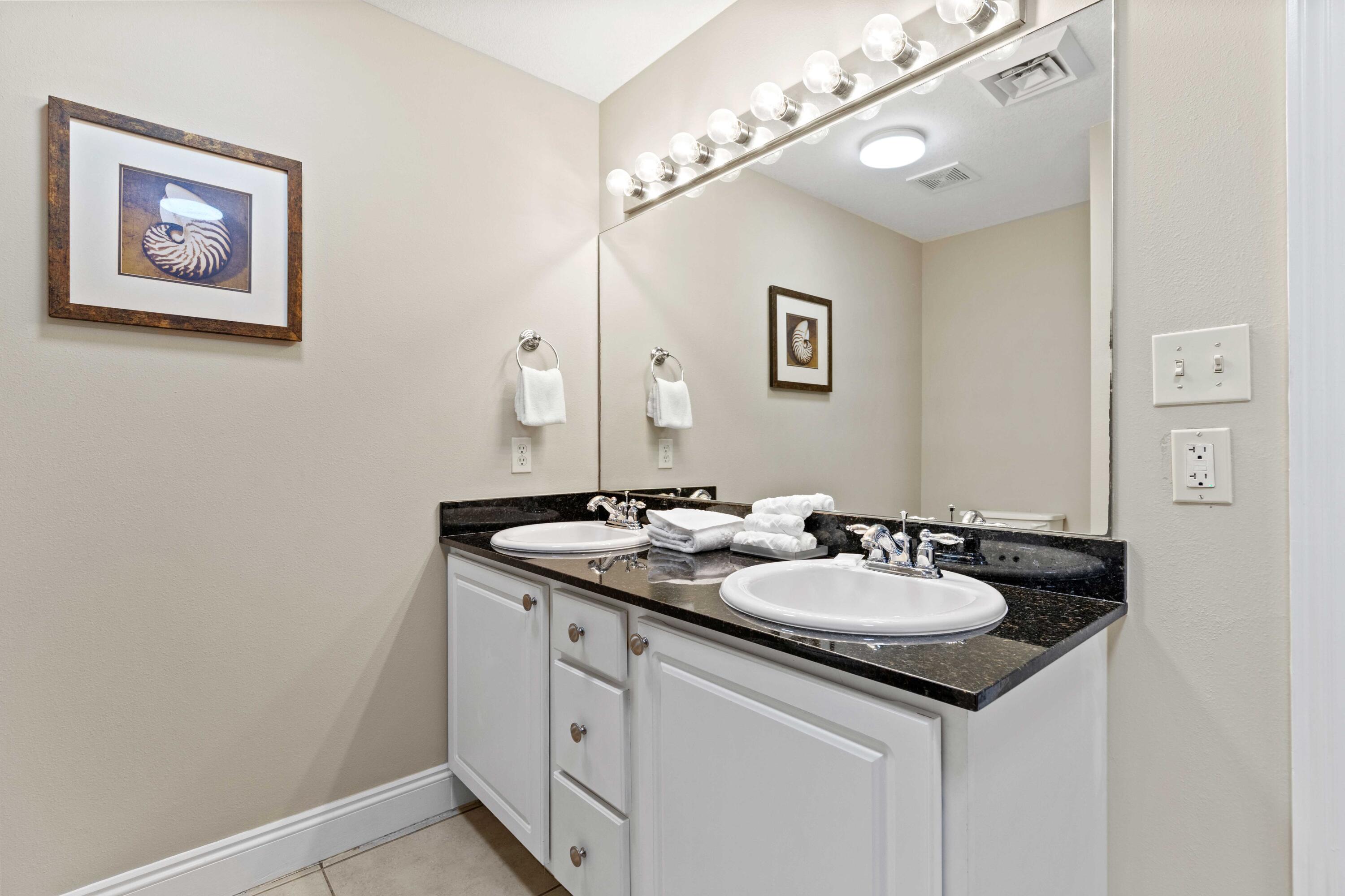 Calypso Towers I - Residential