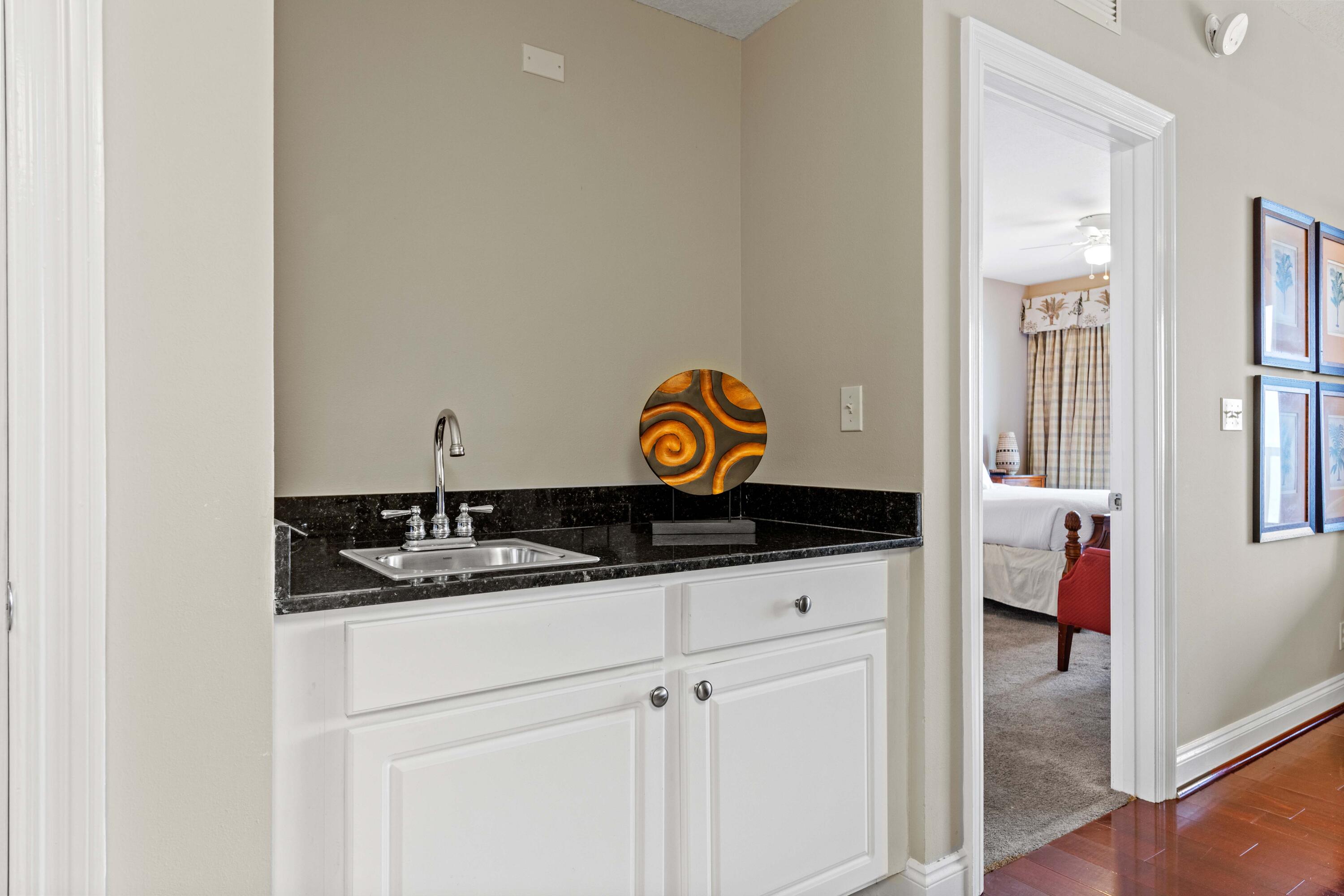 Calypso Towers I - Residential