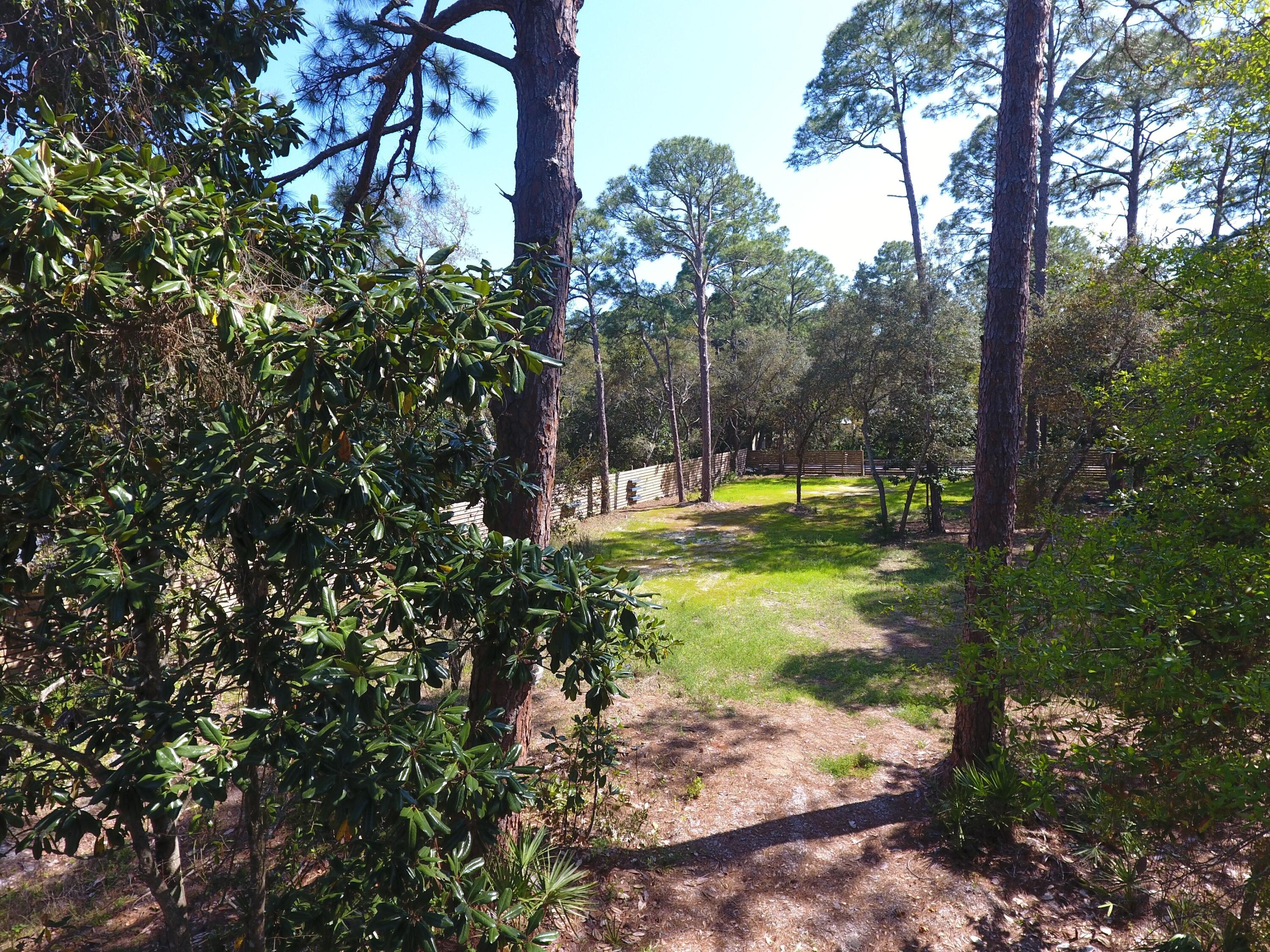 METES & BOUNDS - Land